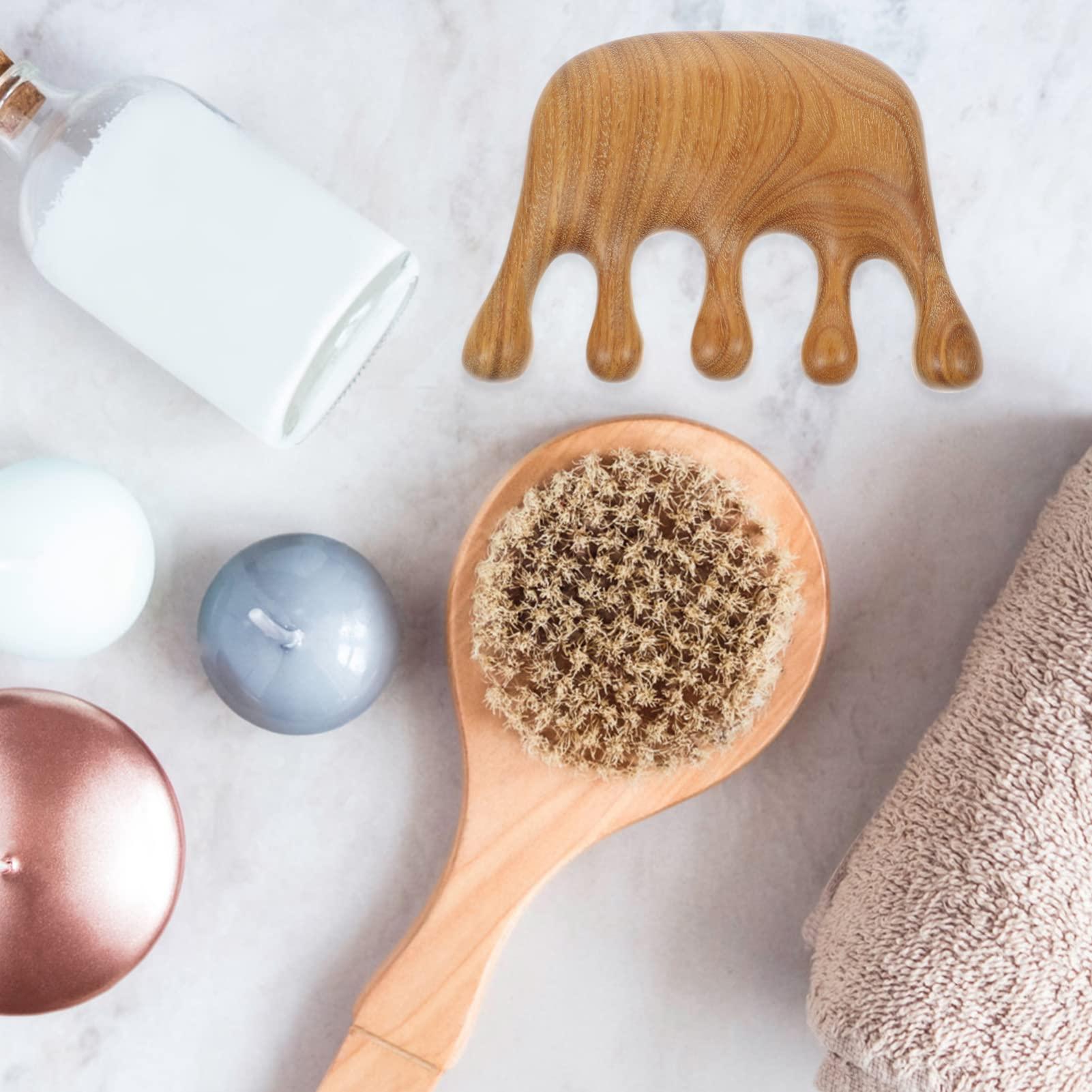 FOMIYES FOMIYES Hair Brush Wooden Scalp Massage Comb Natural Green Sandalwood Wide Tooth Combs Anti-static Massage Comb Hair Scalp Massager Deep Tissue Trigger Point Massager Hair Clips