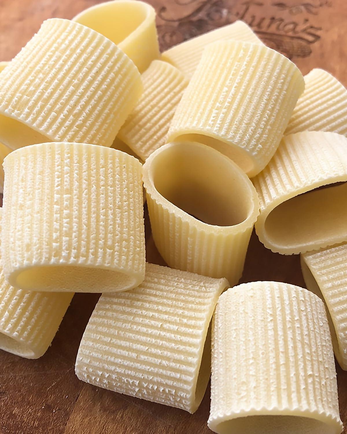 Fortuna\'s Conte Mezze Maniche Pasta - Imported from Italy, 500g (1 lb) - Artisanal Durum Wheat Blend - High Protein, Low Ash - Golden Yellow Grain - Impurity-free Water - Static Drying