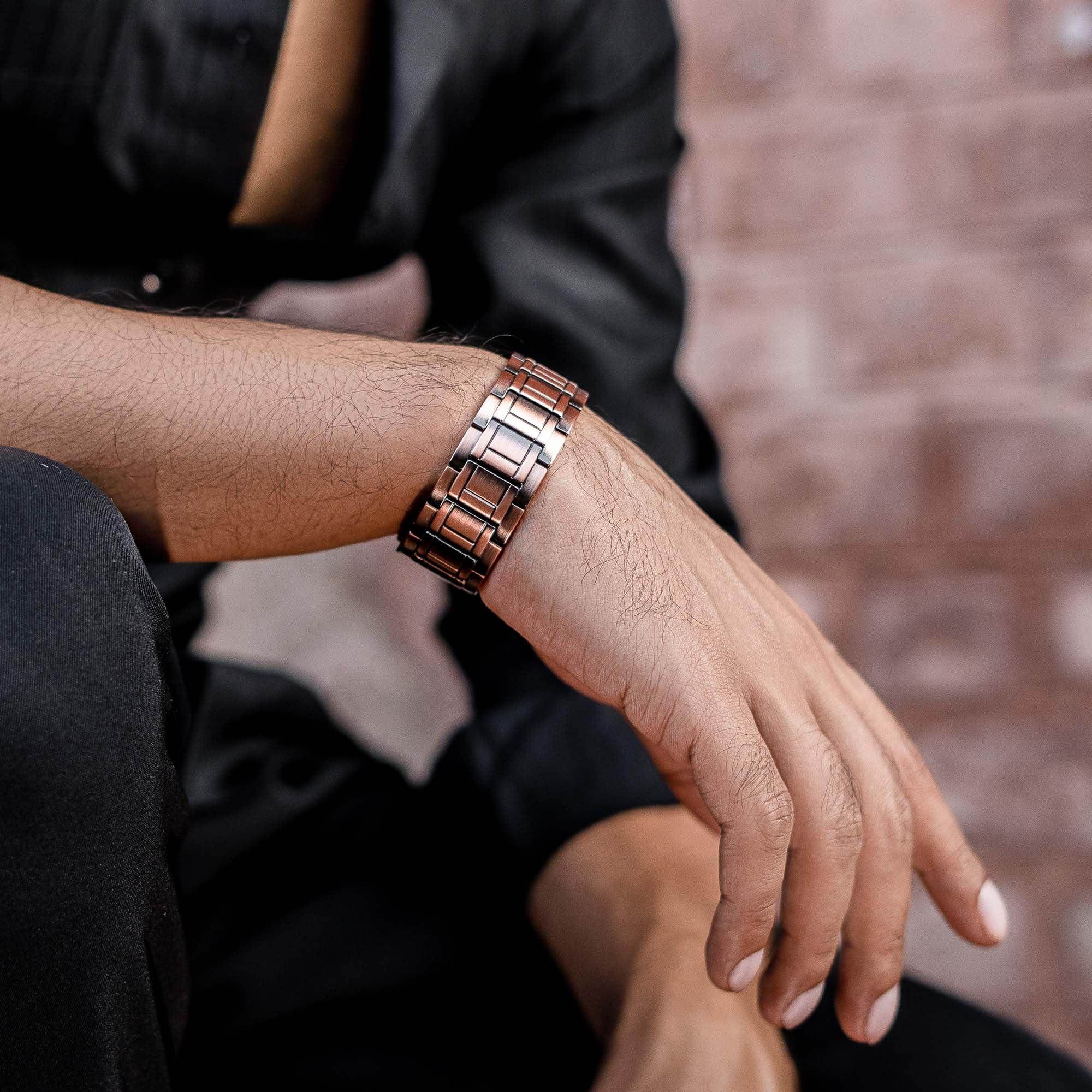 MagnetRX MagnetRX 3x Strength Copper Bracelet  99.9% Pure Copper Bracelets for Men with Magnets  Premium Foldover Clasp and Adjustable Length with Included Sizing Tool (Stealth)