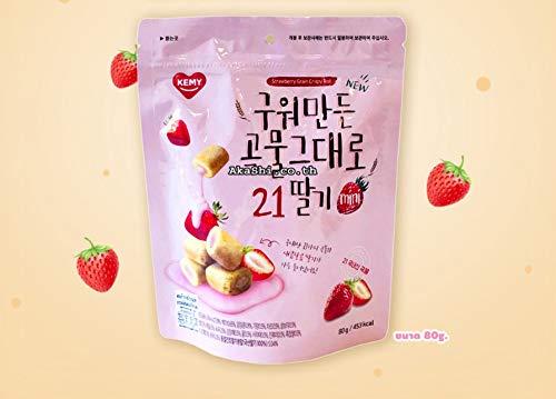 Carino Strawberry Grain Crispy Roll Mini Cereal snacks stuffed with chocolate cream 80 g. (1 Pack)+ Chocolate Grain Crispy Roll Mini Cereal snacks stuffed with chocolate cream 80 g. (1 Pack)