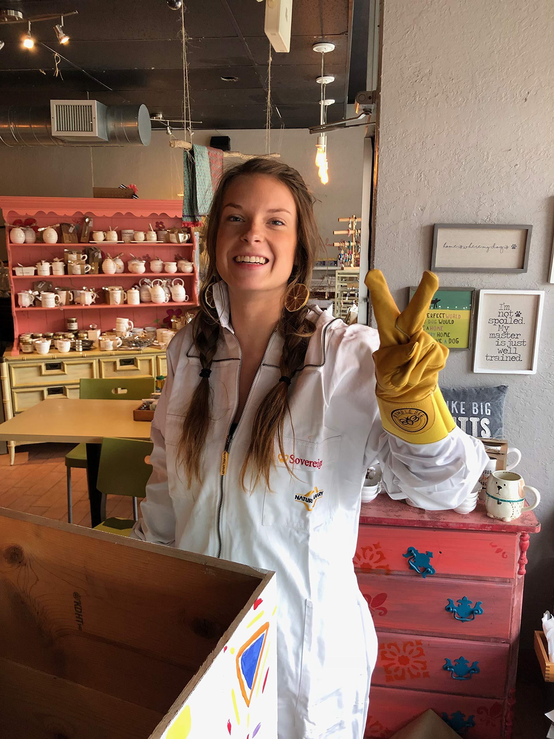 Honey Feast HONEY FEAST Wildflower Honey - 6 Pounds (1/2 Gallon) Bulk Honey, All Natural, Unfiltered, Unheated Honey, Perfect for Sweetening & Baking