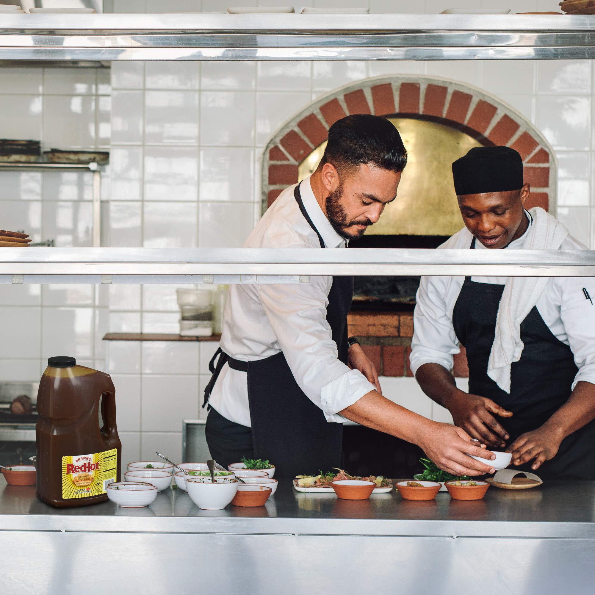 Frank's RedHot Frank\'s RedHot Stingin\' Honey Garlic Sauce, 1 gal (Pack of 2) - Two Gallon Bulk Containers of Stingin\' Honey Garlic Sauce for Entrees, Sides, Veggies, Wings, Bar Bites, and Dipping Sauces