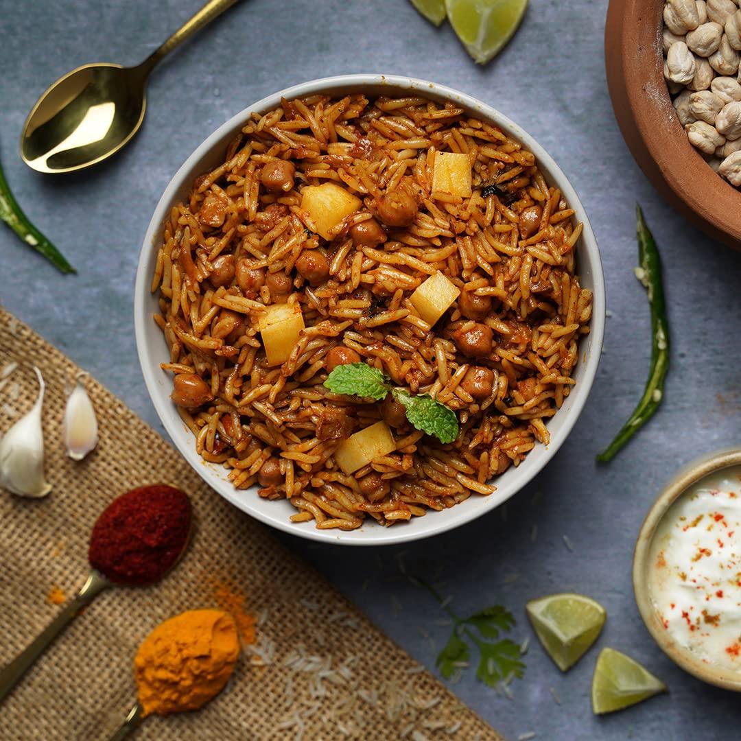 MARAS GOURMET MARAS GOURMET Salt from Maras | Sal de Maras | Peruvian Pink Salt - Unique Flavor and Hand Harvest | Refillable Grinder 3.5 oz. (100g) | (PINK SALT WITH SPICES)