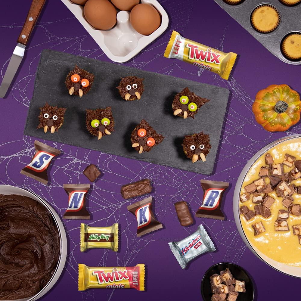 Mars Mars SNICKERS, TWIX, MILKY WAY & 3 MUSKETEERS Mixed Chocolate Bulk Halloween Candy Assortment-130.57oz/455ct
