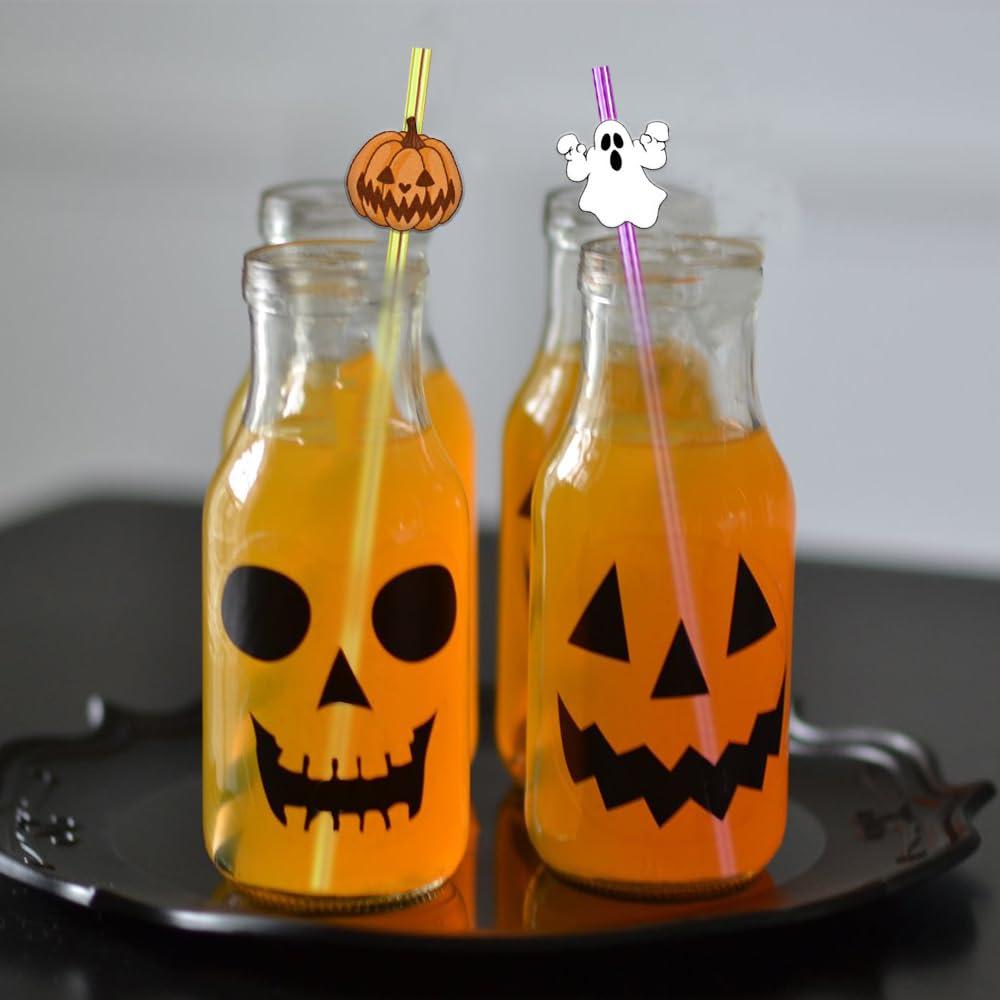 Meaxur MEAXUR 24 Pcs Halloween Party Favors Halloween Straws Reusable Plastic Crazy Straws Bats Pumpkin Witch Ghost Straws with 2 Cleaning Brush for Kids Halloween Party Supplies Birthday Decoration.(6Color)