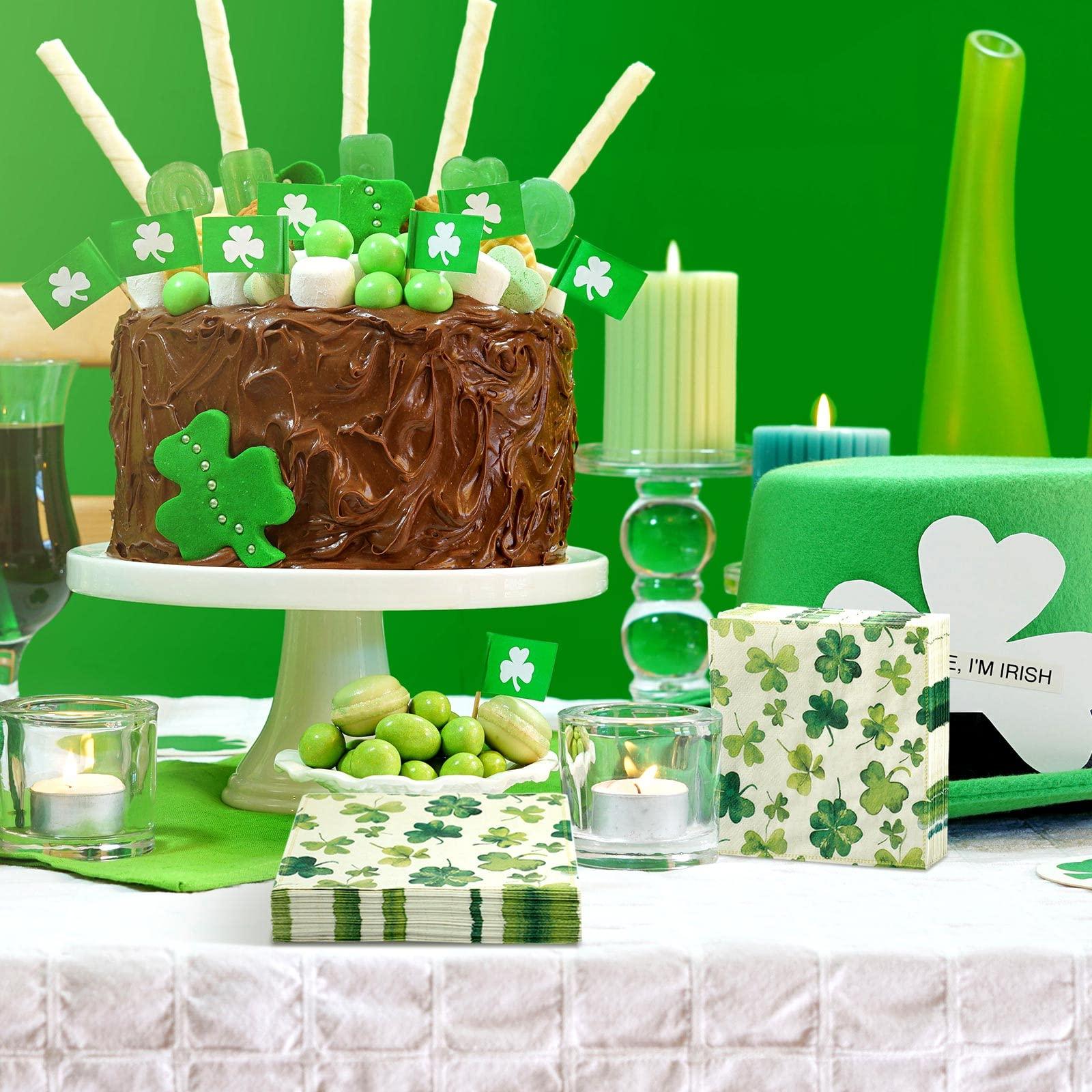 Teling 200 Pcs St. Patrick\'s Day Shamrock Napkins Green Cocktail Napkins Shamrock Beverage Paper Napkin Disposable Dinner Napkins Cocktail Napkin for Irish Kitchen Restaurant Parties Dinners (Delicate)