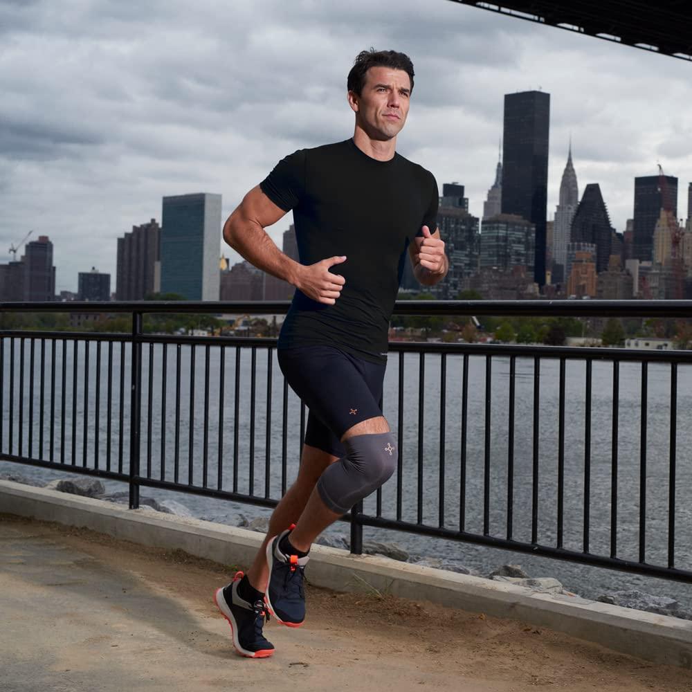 Tommie Copper Tommie Copper - Men\'s Core Compression Short Sleeve Crew Neck Shirt - Black - Medium