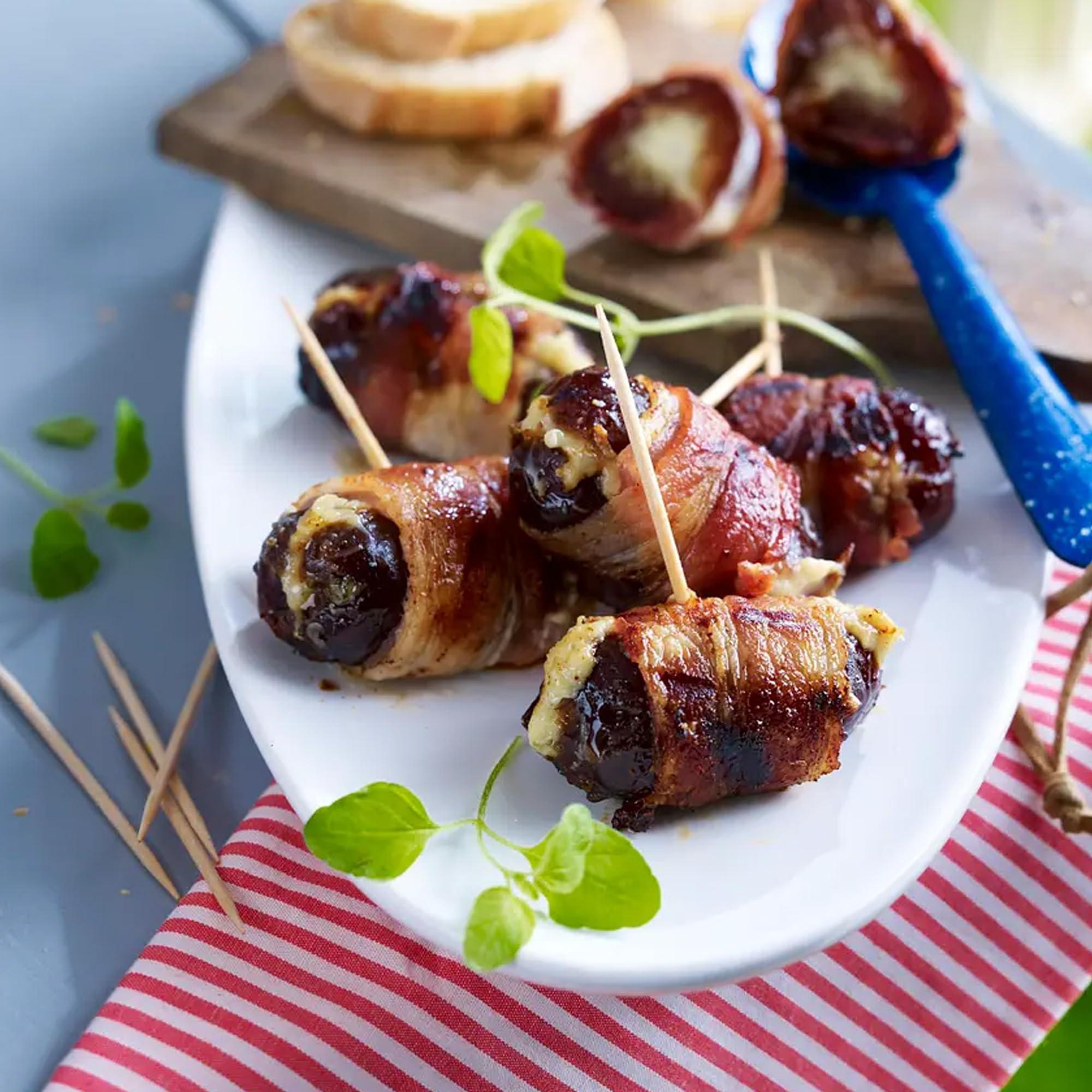 GlitzoCo Premium Bamboo Toothpick Set (500 Count) & Urbanstrive Wood Toothpick Holder Duo - Eco-Friendly Smooth Toothpicks for Parties, Appetizers & Dental Care with Stylish Green Holders