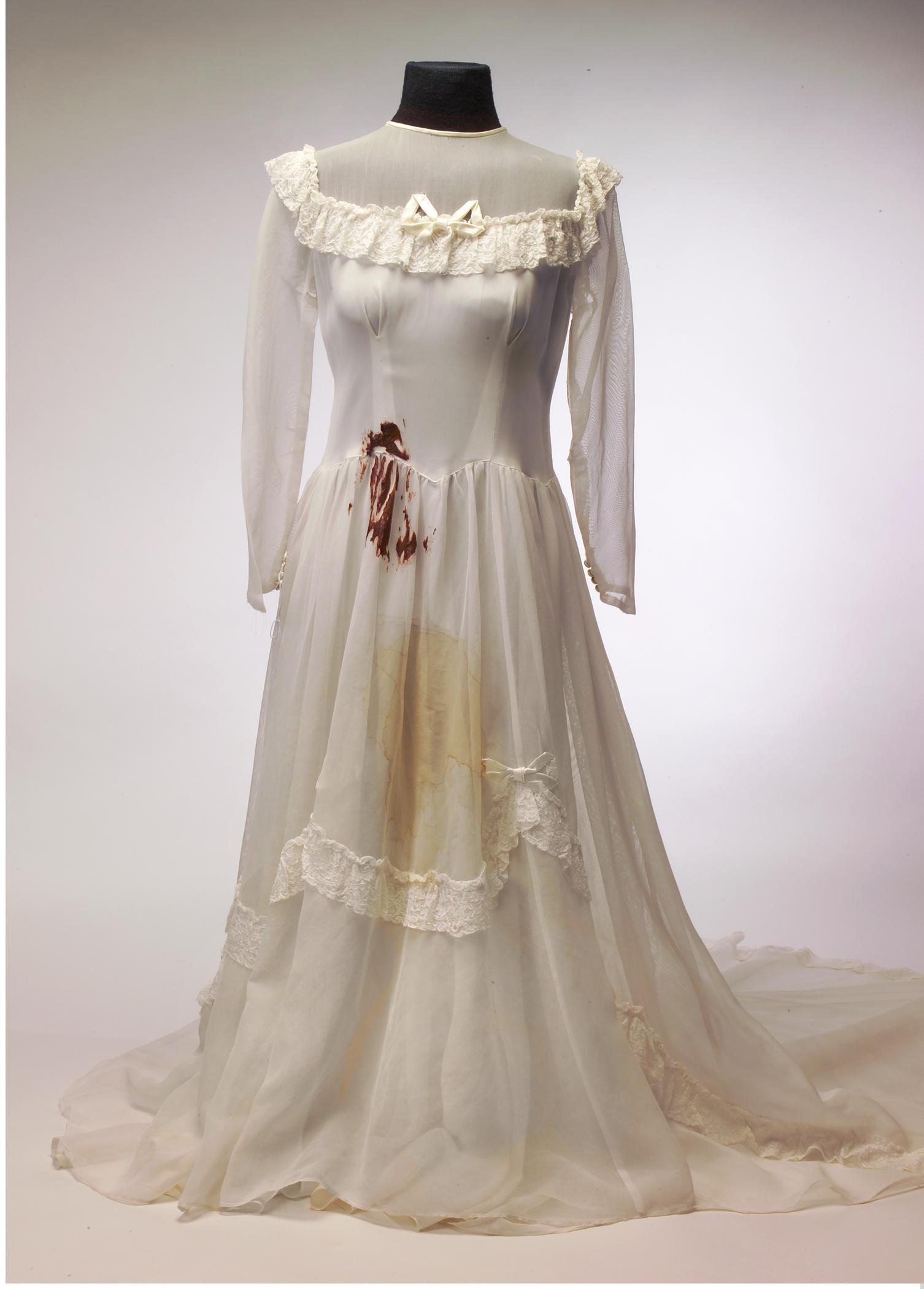 Ursofty Engleside Products Restoration Hypoallergenic Powder to Clean Antique and Delicate Linens Safely 32 Ounce Tub- One