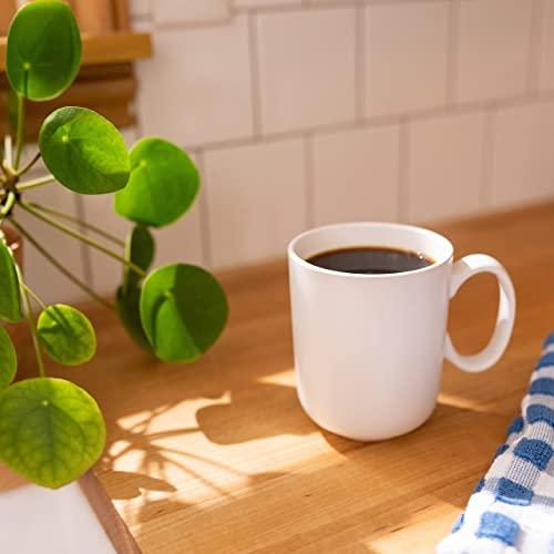 Cameron's Coffee Cameron\'s Coffee Highlander Grog Flavored Whole Bean Coffee, Light Roast, 100% Arabica, Bulk, 4-Pound Bag, (Pack of 1)