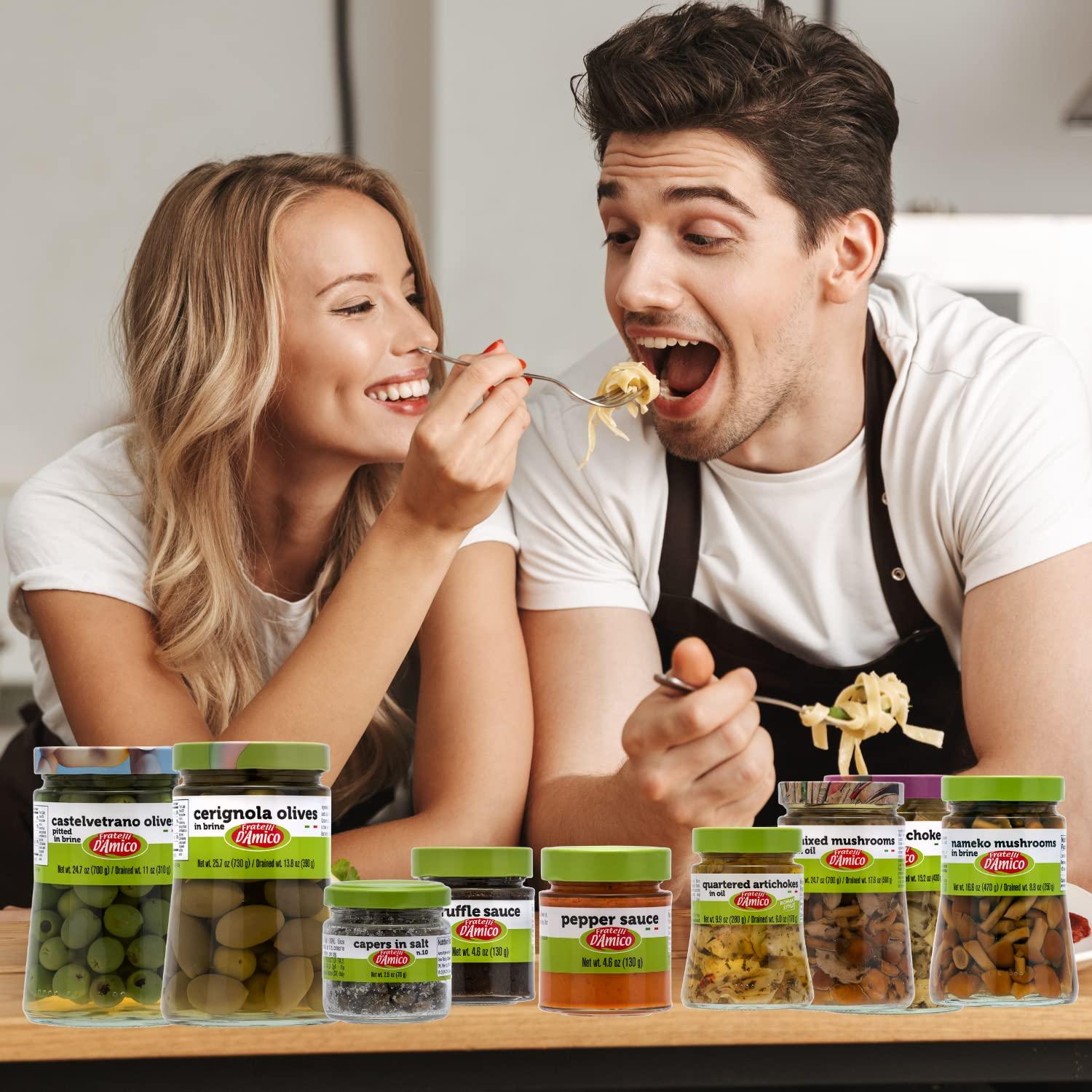 FRATELLI D'AMICO Castelvetrano Green Italian Olives Pitted, 24 oz, Premium Quality, Chef Selection, Sicilian Green Olives, Olive Pitted, 24 oz (700g), Imported From Italy, Natural Olive, Martini Olives for Stuffed, Fratelli D\'Amico