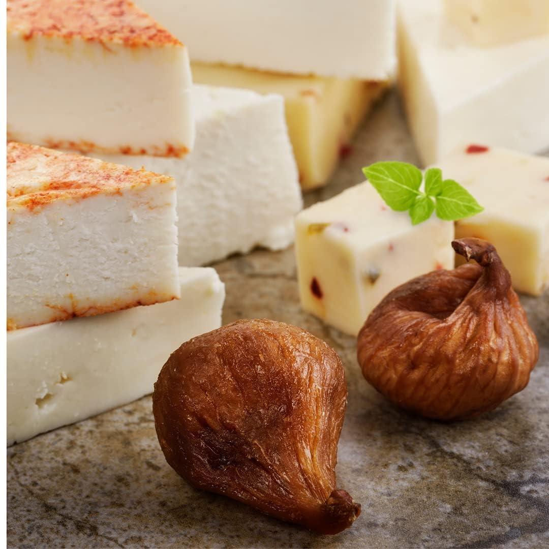 Boyraz Pure Anatolia 100% Organic Turkish Sun Dried Figs by Pure Anatolia - Non GMO, No Sugar Added, Sulfur Free, Kosher - Healthy Whole Fruit Fiber Snacks - 5 oz Resealable Packs