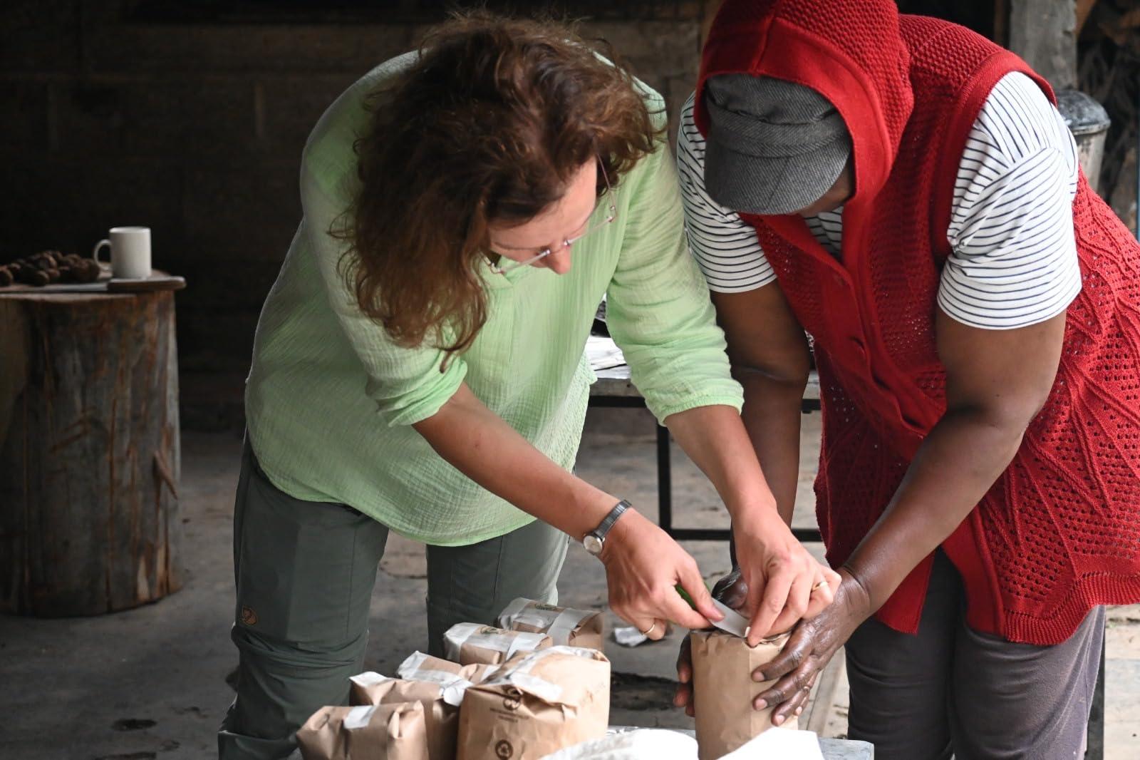 Bahati Coffee Kenya AB Grade Unroasted Green Arabica Coffee Beans from Great Rift Valley - 100% Pure Arabica Coffee Beans With Optimal Flavor Freshness - Handpicked, Washed & Sun Dried - 3 LB