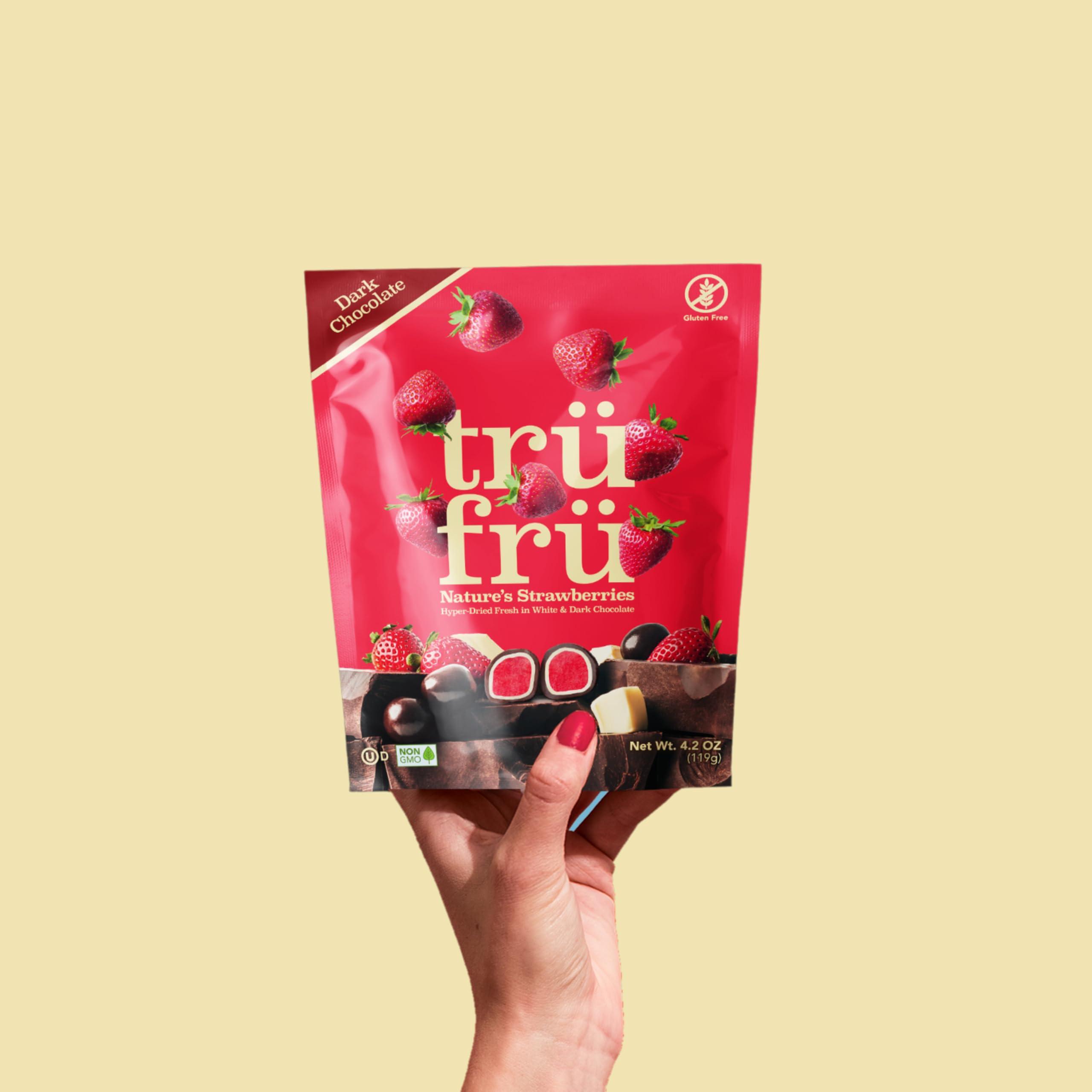 Tru Fru Tru Fru Nature\'s Strawberries Hyper-Dried Fresh in Dark Chocolate, 4.2 Ounce Bag