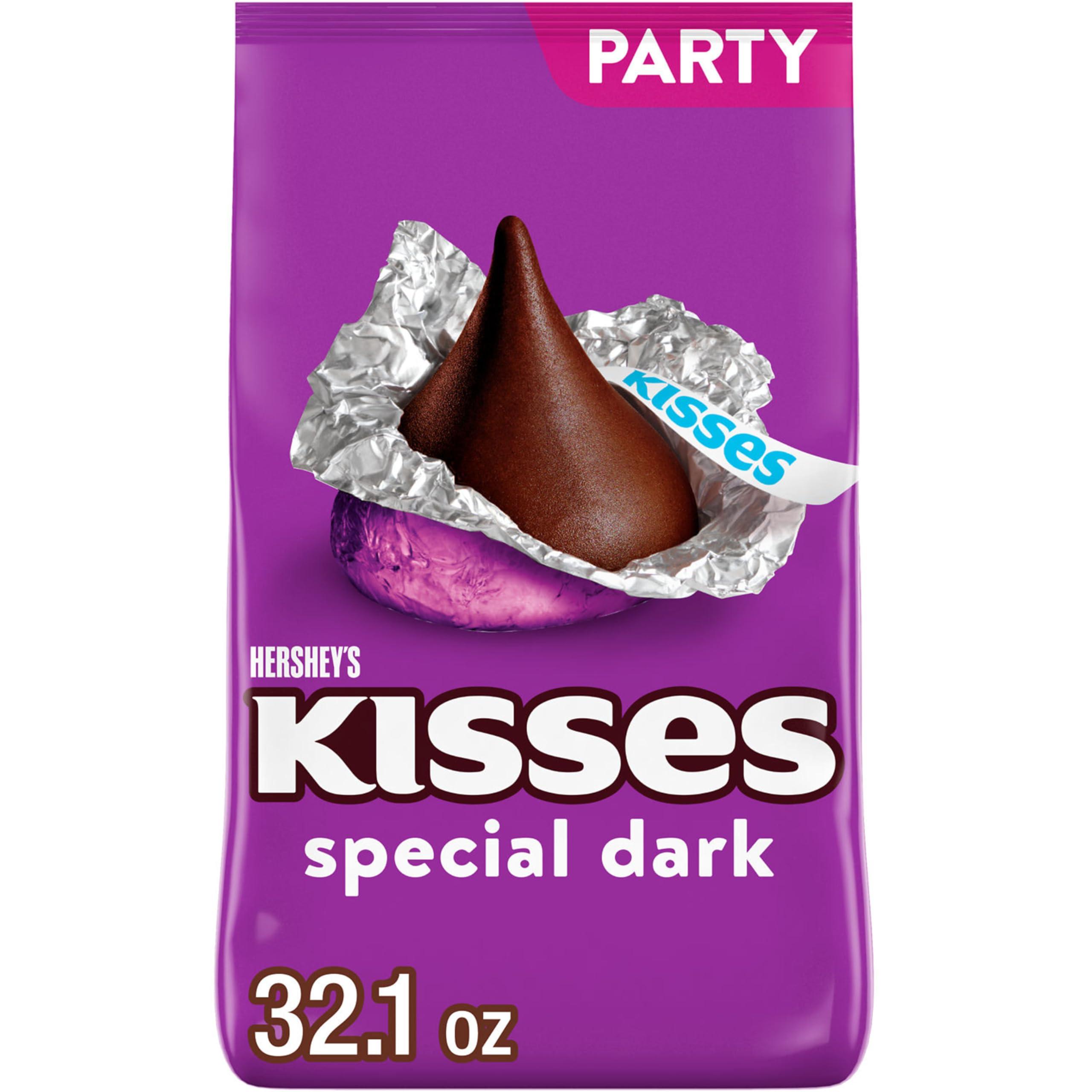 Kisses HERSHEY\'S KISSES SPECIAL DARK Mildly Sweet Chocolate Candy Party Pack, 32.1 oz