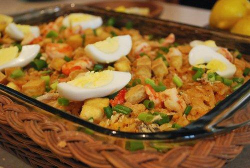 HOBE Hobe Special Palabok Pancit Luglug (Cornstarch Noodles) Hal-al 16oz./454g