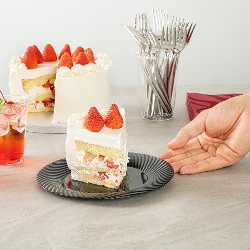 Restaurantware Restaurantware Moderna 7 Inch Premium Disposable Plates 40 Round Plastic Plates For Parties - Wave Pattern Heavy-duty Black Plastic Dinner Plates For Warm And Cold Foods Ideal For Cafes