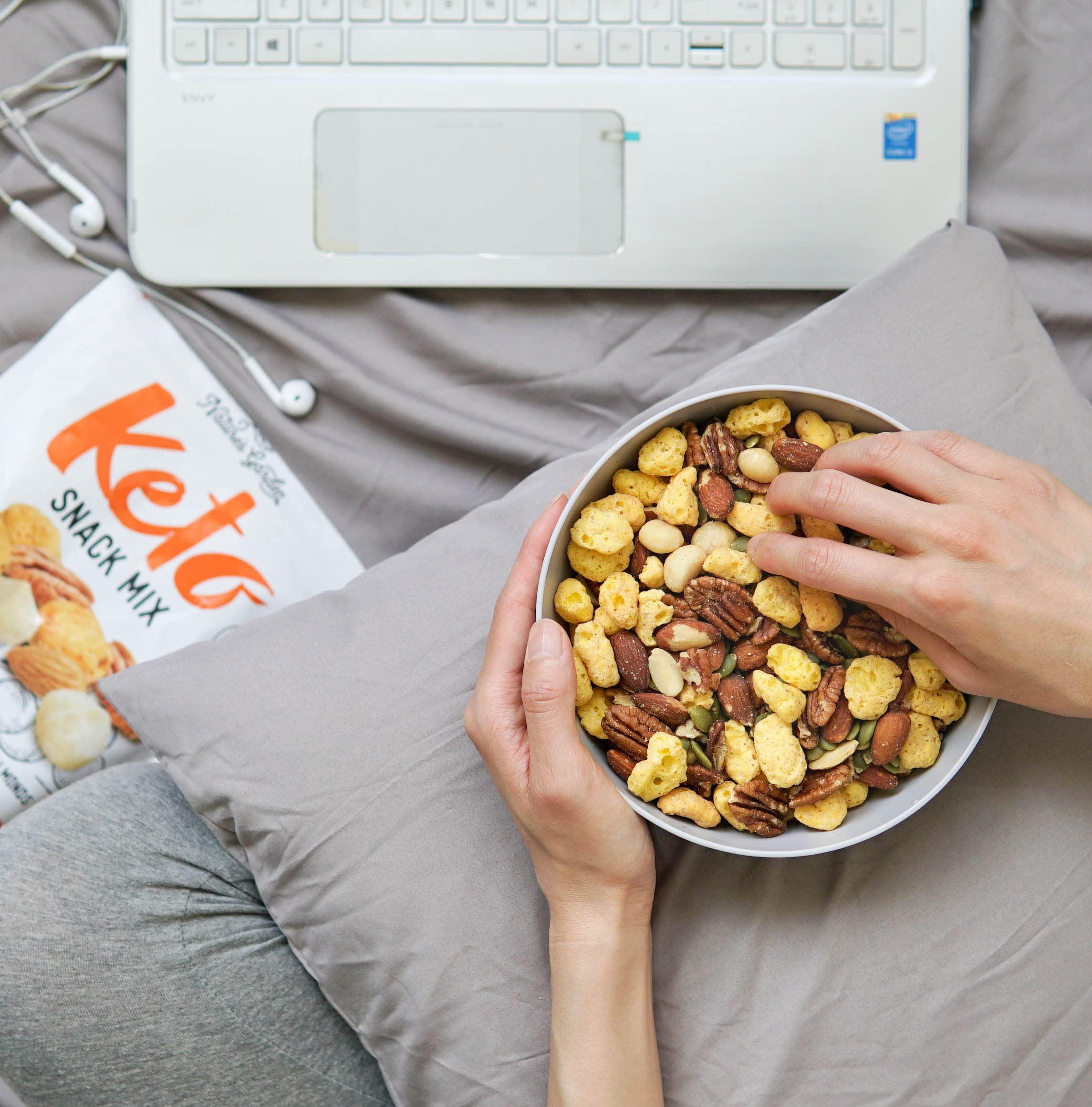 Nature's Garden Nature’s Garden Keto Snack Mix - Probiotic Cheese Balls, Crunchy Keto Snack, Keto Snack Mix, Low Carb, All Natural, Heart Healthy Nuts – 40 Oz Bag (Pack of 1)