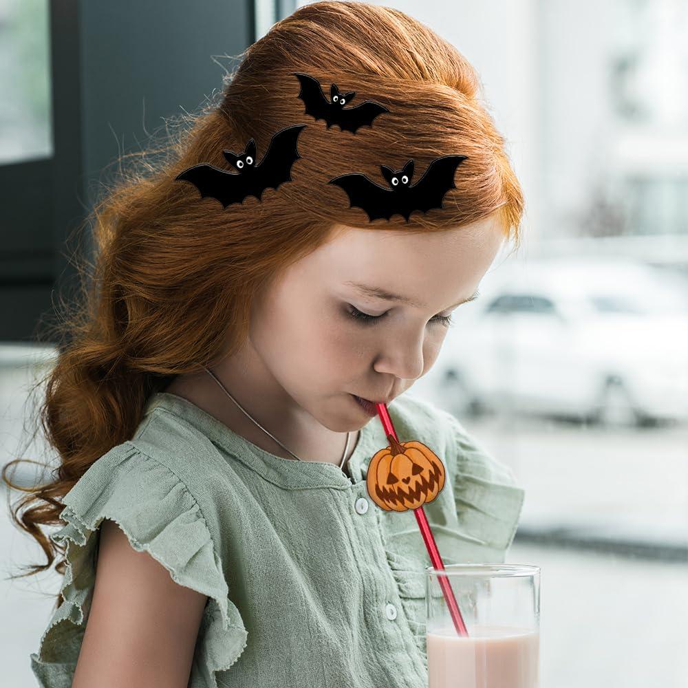 Meaxur MEAXUR 24 Pcs Halloween Party Favors Halloween Straws Reusable Plastic Crazy Straws Bats Pumpkin Witch Ghost Straws with 2 Cleaning Brush for Kids Halloween Party Supplies Birthday Decoration.(6Color)