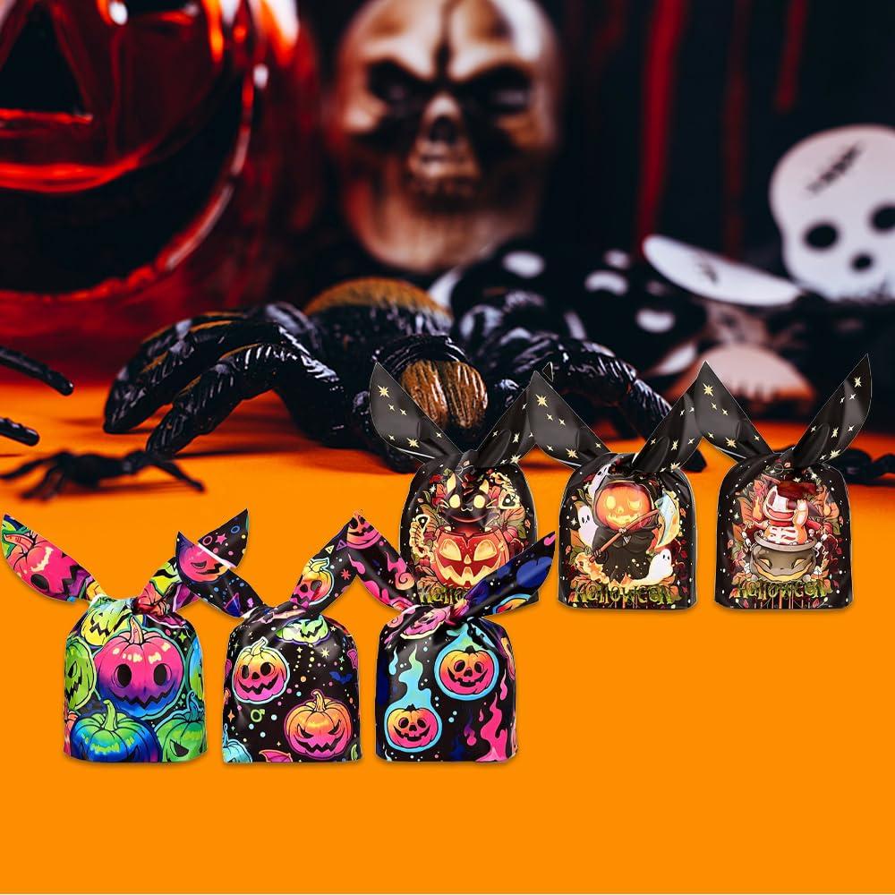 Colodeol 200PCS Halloween Treat Bags Candy Bags Bulk,Halloween Candy Bags for Kids Trick or Treat,Plastic Small Halloween Goodie Bags Halloween Party Favor Bags for Snack Sandwich Cookie