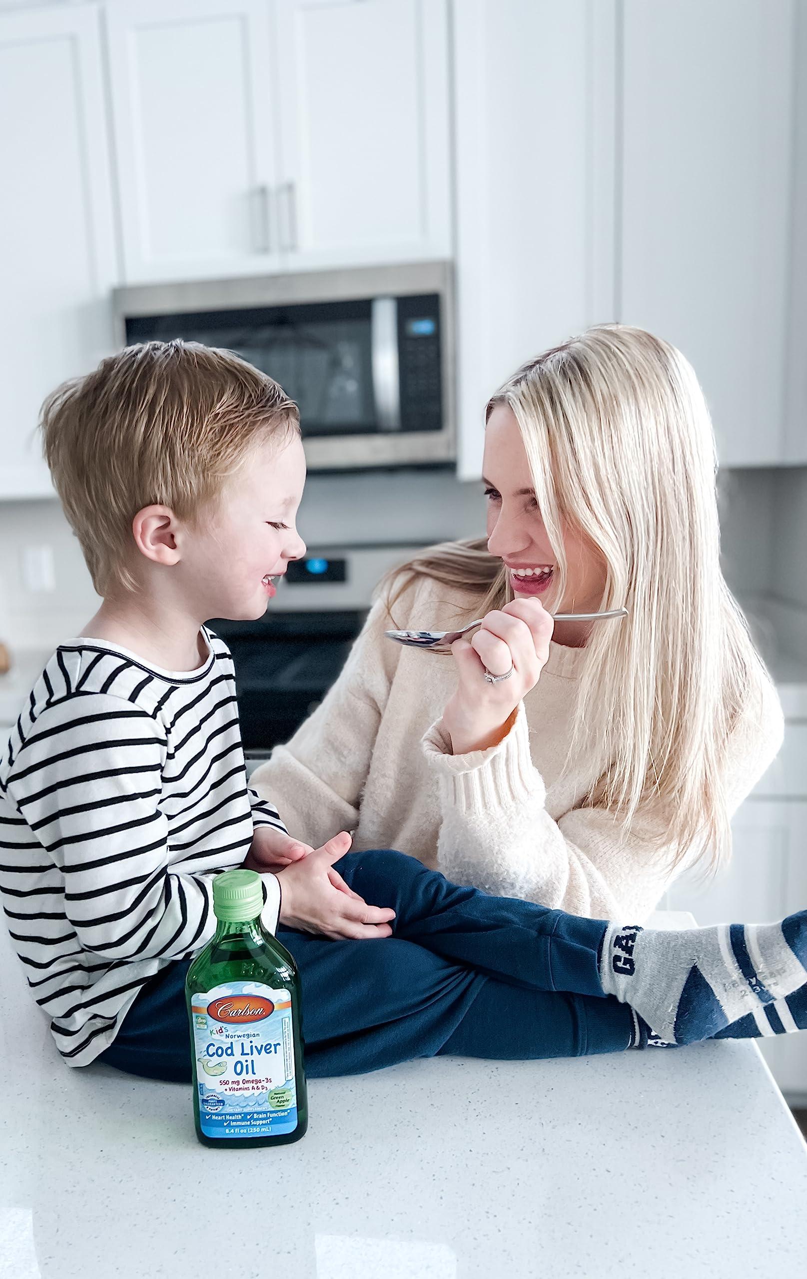 Carlson Carlson - Kid\'s Cod Liver Oil, 550 mg Omega-3s, Plus Vitamins A and D3, Liquid Fish Oil, Wild Caught Norwegian Arctic Cod, Sustainably Sourced Nordic Fish Oil, Green Apple, 250 mL (8.4 Fl Oz)