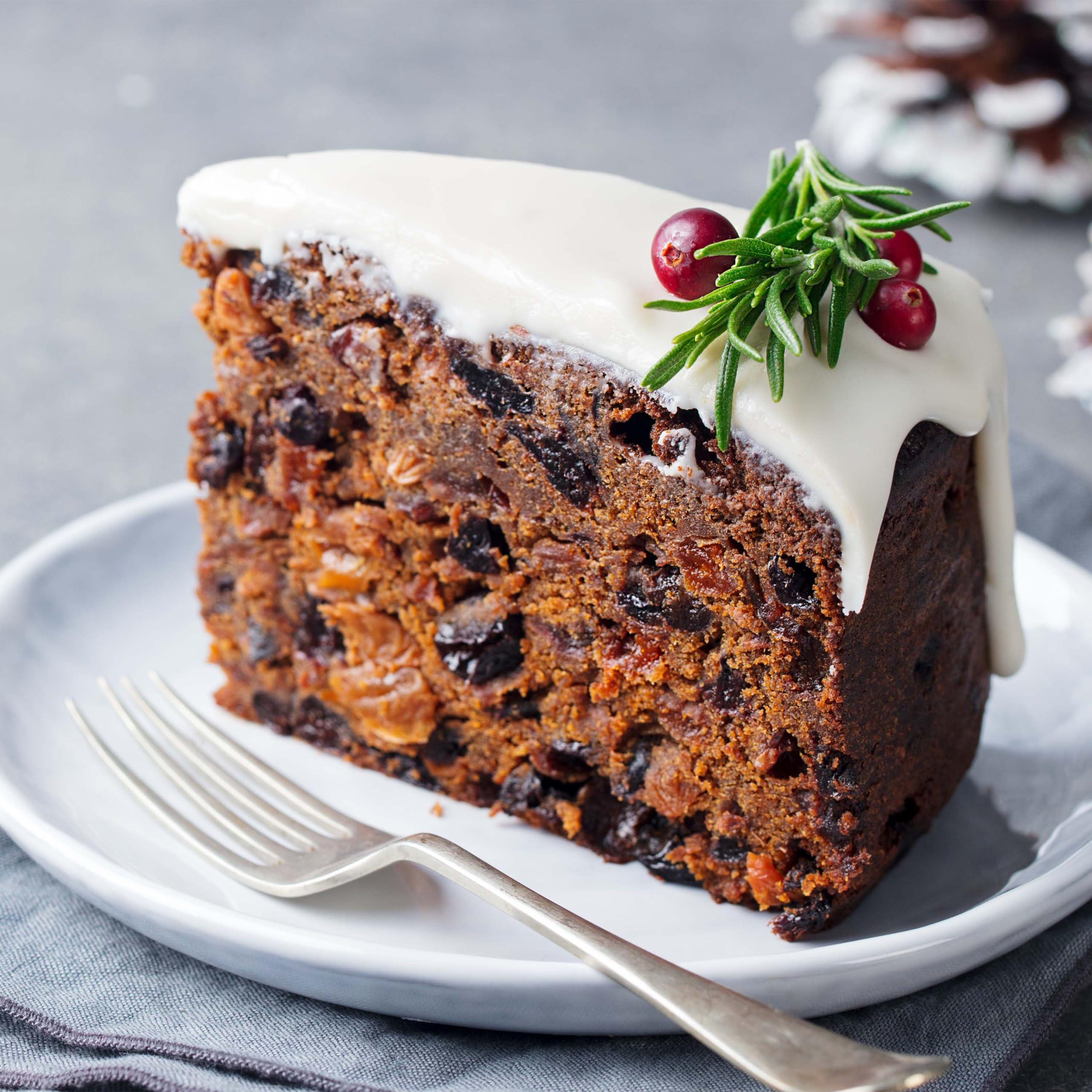 Yupik Yupik Dried Cherries, 2.2 lb, Gluten-Free, Kosher, Sweetened Dried Fruits, Tart & Sweet Whole Cherries, Pitted, Source of Fiber, Fruity Snacks, Ideal for Baking & Topping