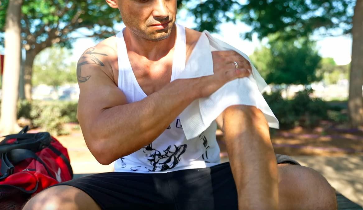 Pure Active Pure Active XXL Body Wipes for Face and Body, Deodorizing Men\'s Shower Wipes for Camping, Travel, and After Workout, 12x12 Blue Ice Scented 30 Pack