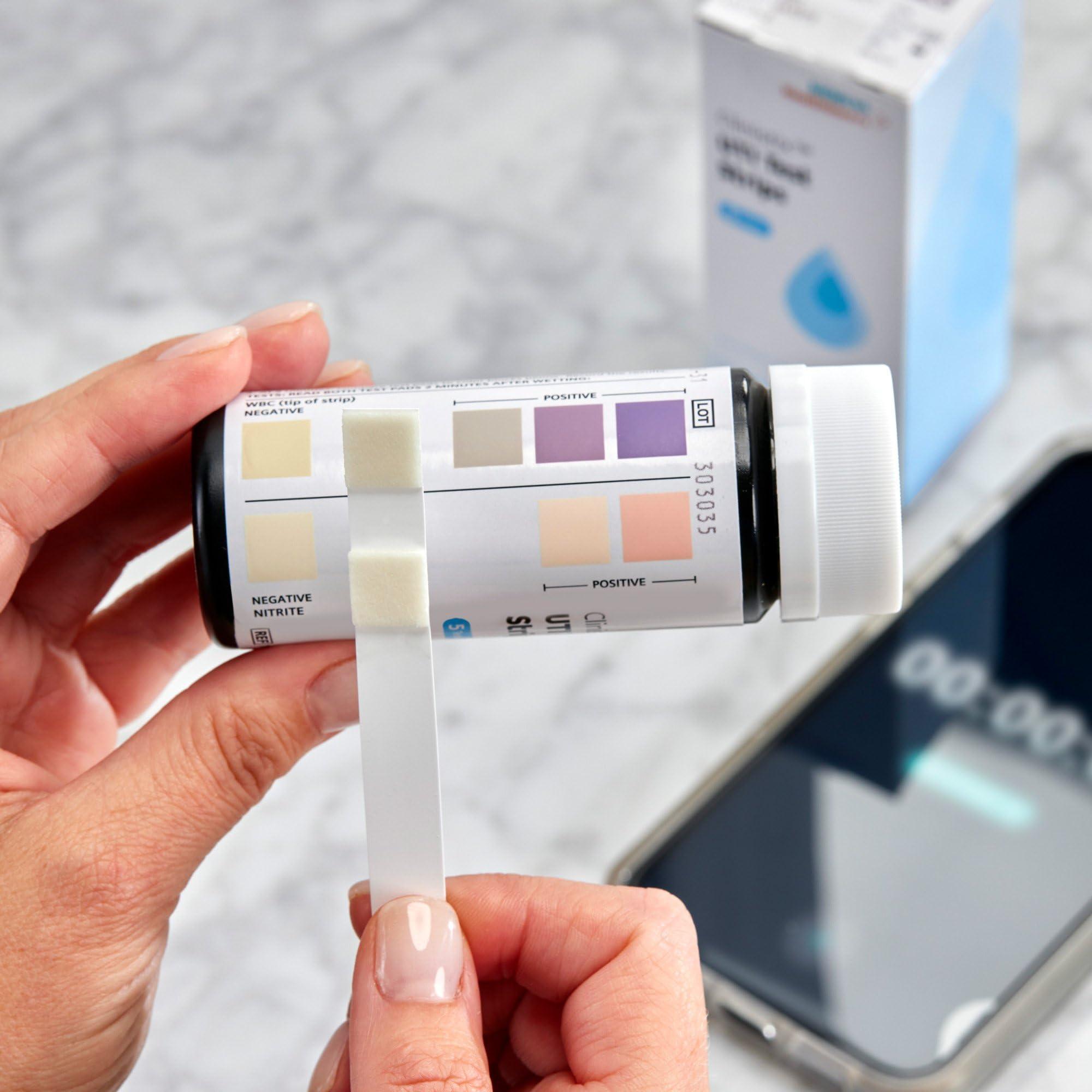 SIEMENS Clinistix UTI Urine Test Strips - Easy-to-Use At-Home Urinary Tract Infection Dipstick Testing for Nitrite and Leukocytes, 2-Minute Results, 5 Tests, 24 Count