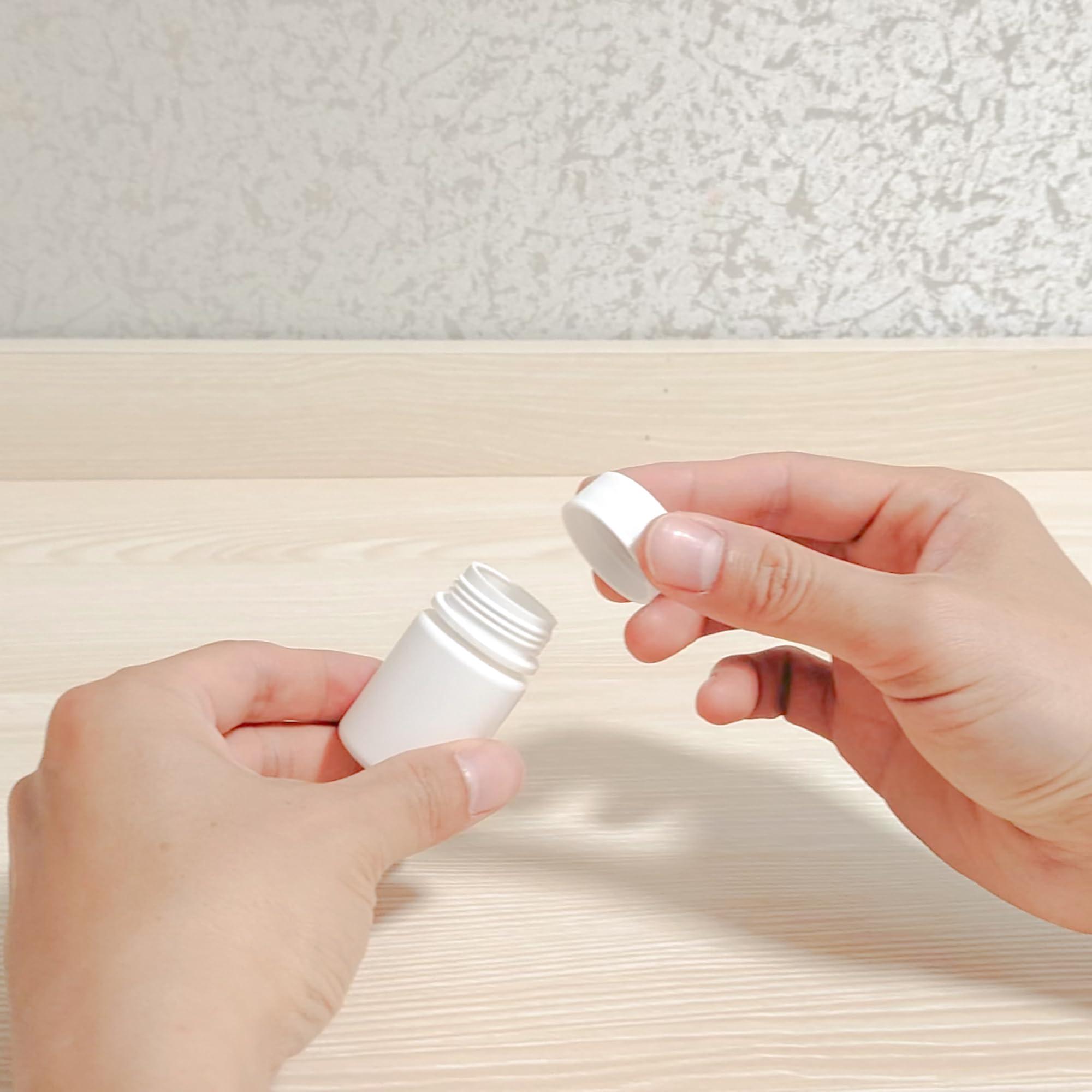 ePizdiz ePizdiz Small Plastic Empty Pill Bottle with Caps Labels for Travel Medicine Bottle Organizer Vitamin Container,10pcs(25ml)