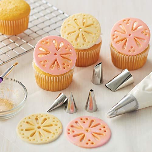 Wilton Wilton Fondant Gum-Tex Powder, For Decorators Working with Sugar Pastes, Helps Stiffen and Harden Fondant and Gum Pastes, 6 oz.