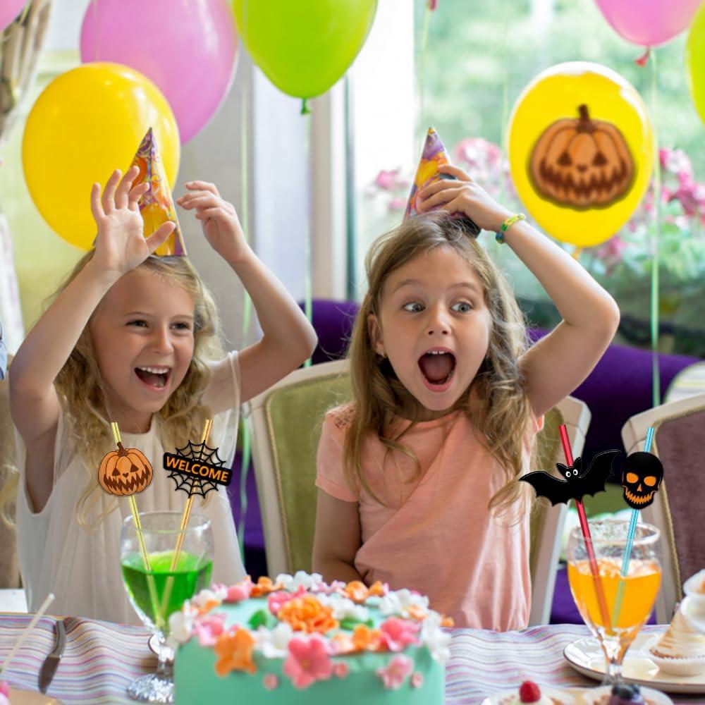 Meaxur MEAXUR 24 Pcs Halloween Party Favors Halloween Straws Reusable Plastic Crazy Straws Bats Pumpkin Witch Ghost Straws with 2 Cleaning Brush for Kids Halloween Party Supplies Birthday Decoration.(6Color)