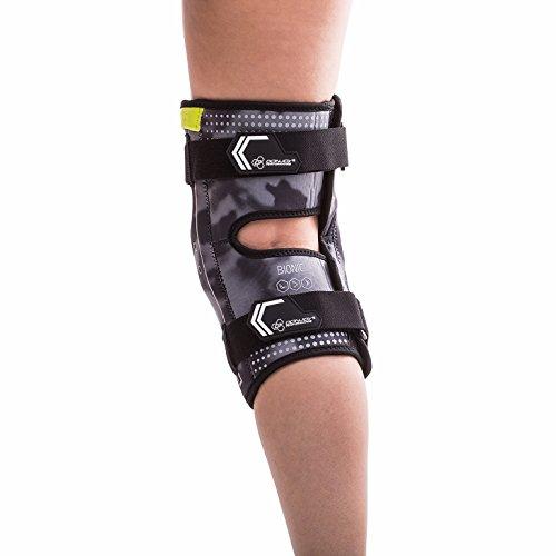 DonJoy DonJoy Performance Bionic Knee Support Brace: Camo, Small