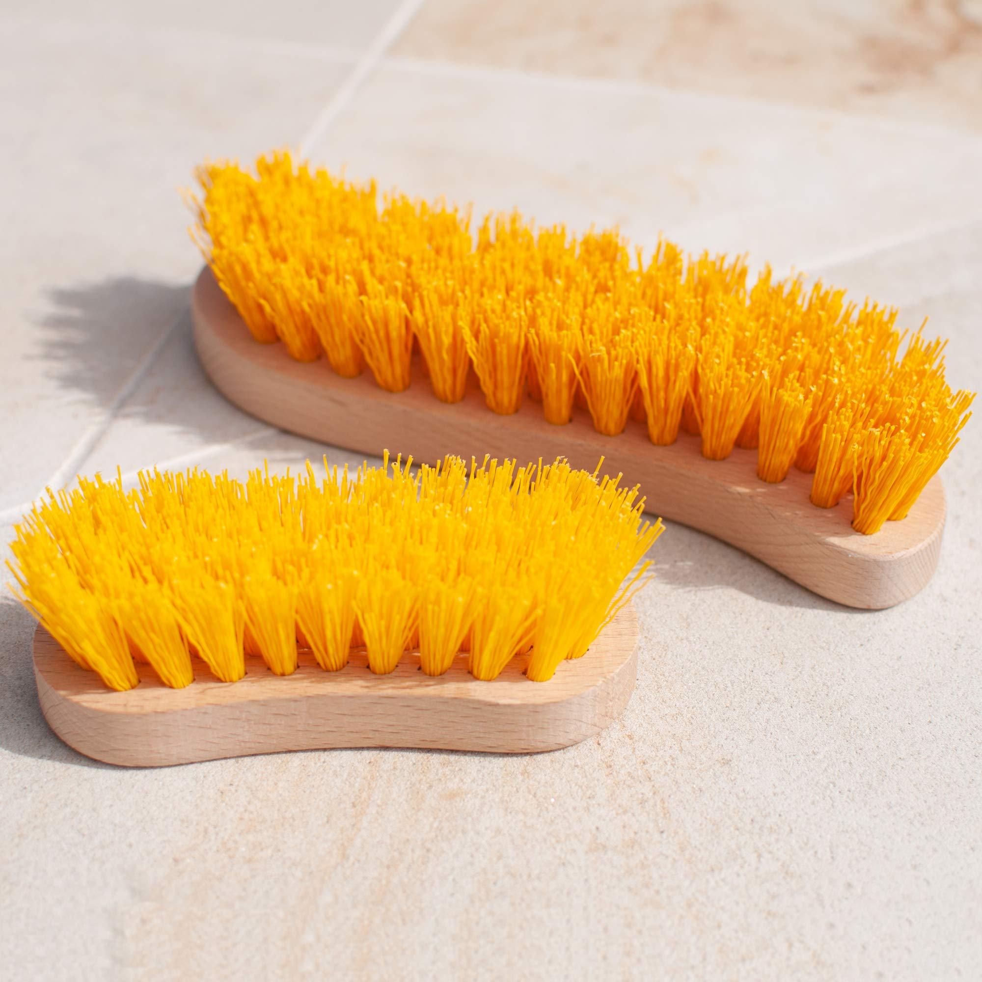 Harrison Greys Stiff Bristle Brush - Scrub Brush for Deep Cleaning, Hand Brush with Hard Bristles, Utility Nylon Brush for Indoor and Outdoor, Wooden Boot Hand Scrubber, Scrubbing Brush Heavy Duty