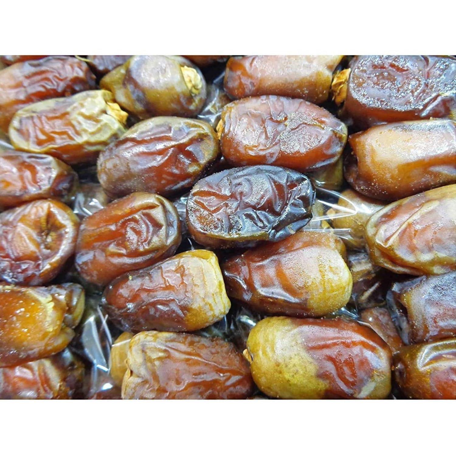 bonballoon 100% Natural Egyptian Semi Dry Unpressed Medium Sized Dates With Pits With Very Sweet Taste Halal Packed And Protected In Cartoon Box Tamar Tamr Tamaar Ramadan Halal ( 1 Pack / 700 gm ) Premium