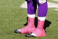 Mueller Mueller Spatting Tape 2Ó Black - 24 - 7.5 yd. rolls, stretched - Lightweight elastic adhesive tape