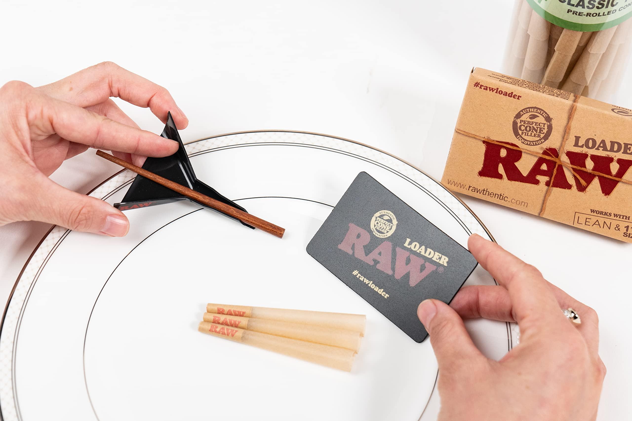 RAW RAW Cones 1 1/4 Size 50pk & Cone Loader Classic Cone Bundle