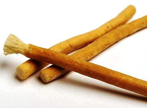 Organic Herbs Organic Herbs Traditional Natural Miswak (sewak) Peelu Chewing Stick Toothbrush for Whiter Teeth -3 Pc
