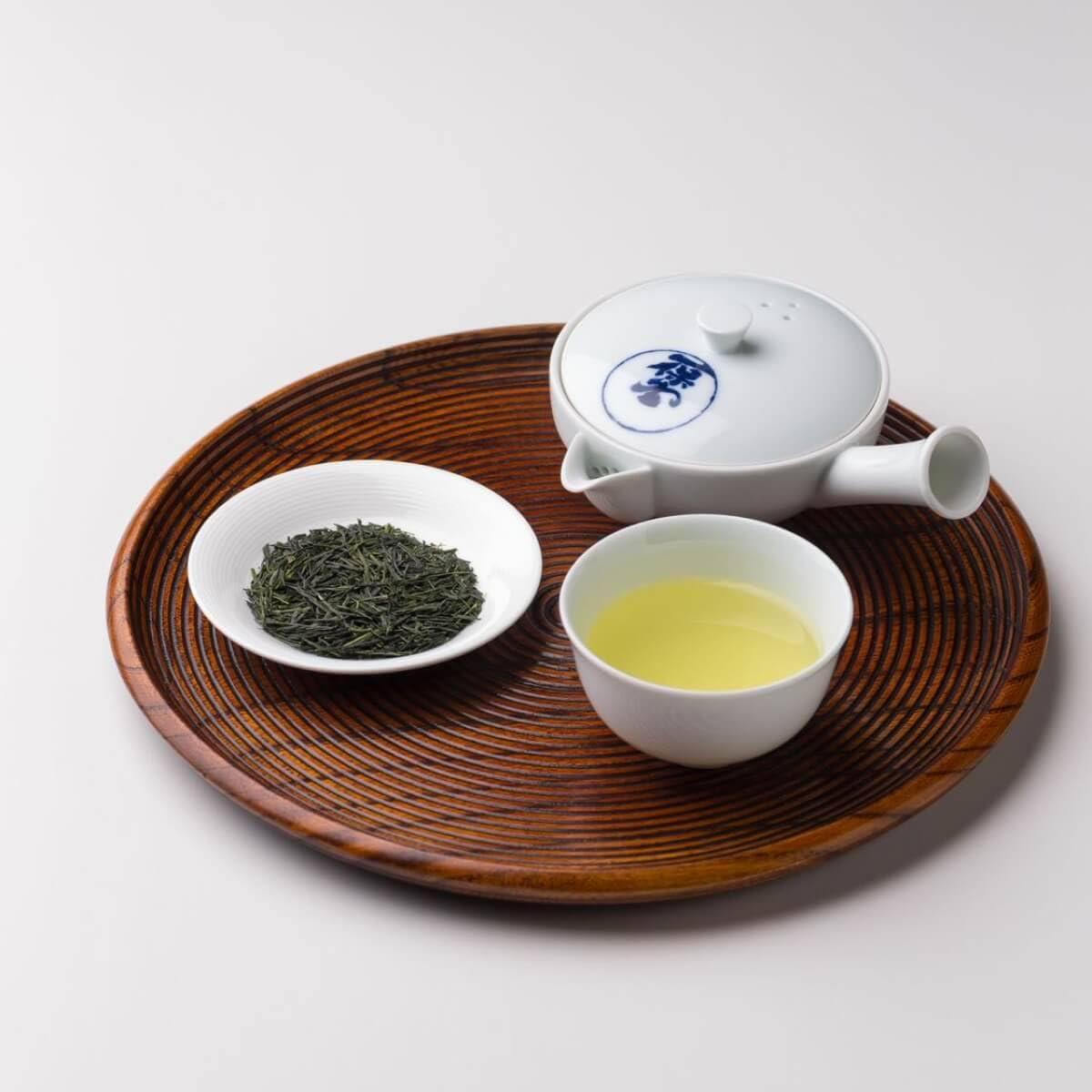 Kazuyasu-do Chaho Ippodo Tea - Kanro Gyokuro (50g) - Rich & Replenishing - For Slowly Sipping - Kyoto Since 1717