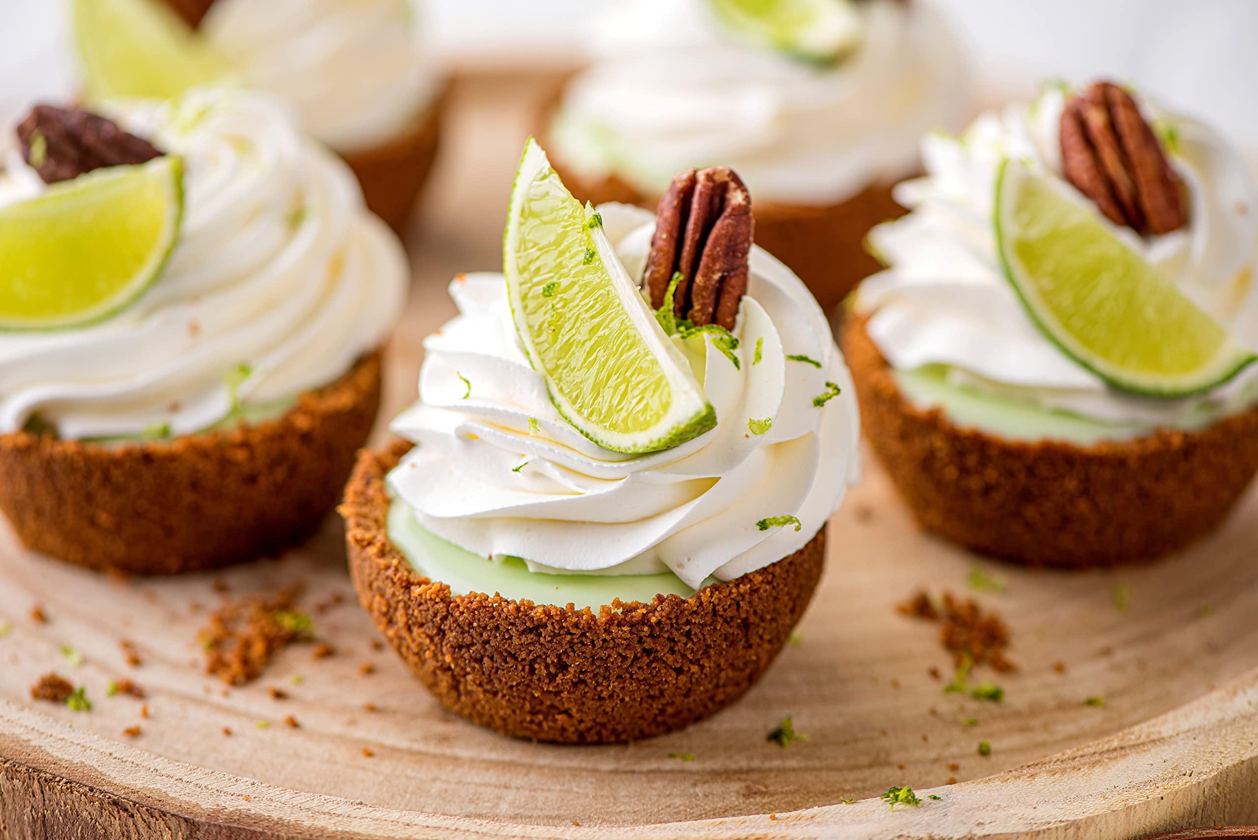 Rich\'s Rich\'s Non-Dairy Liquid Whip Topping, Thaw, Pour, and Whip for a Sweet Dessert Filling and Topping, 2lb Cartons, 12 per case