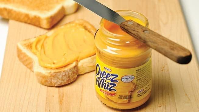 Kraft Heinz Canada Generic Kraf t Cheez Whiz Spread, 450g/15.87oz (Shipped from Canada)