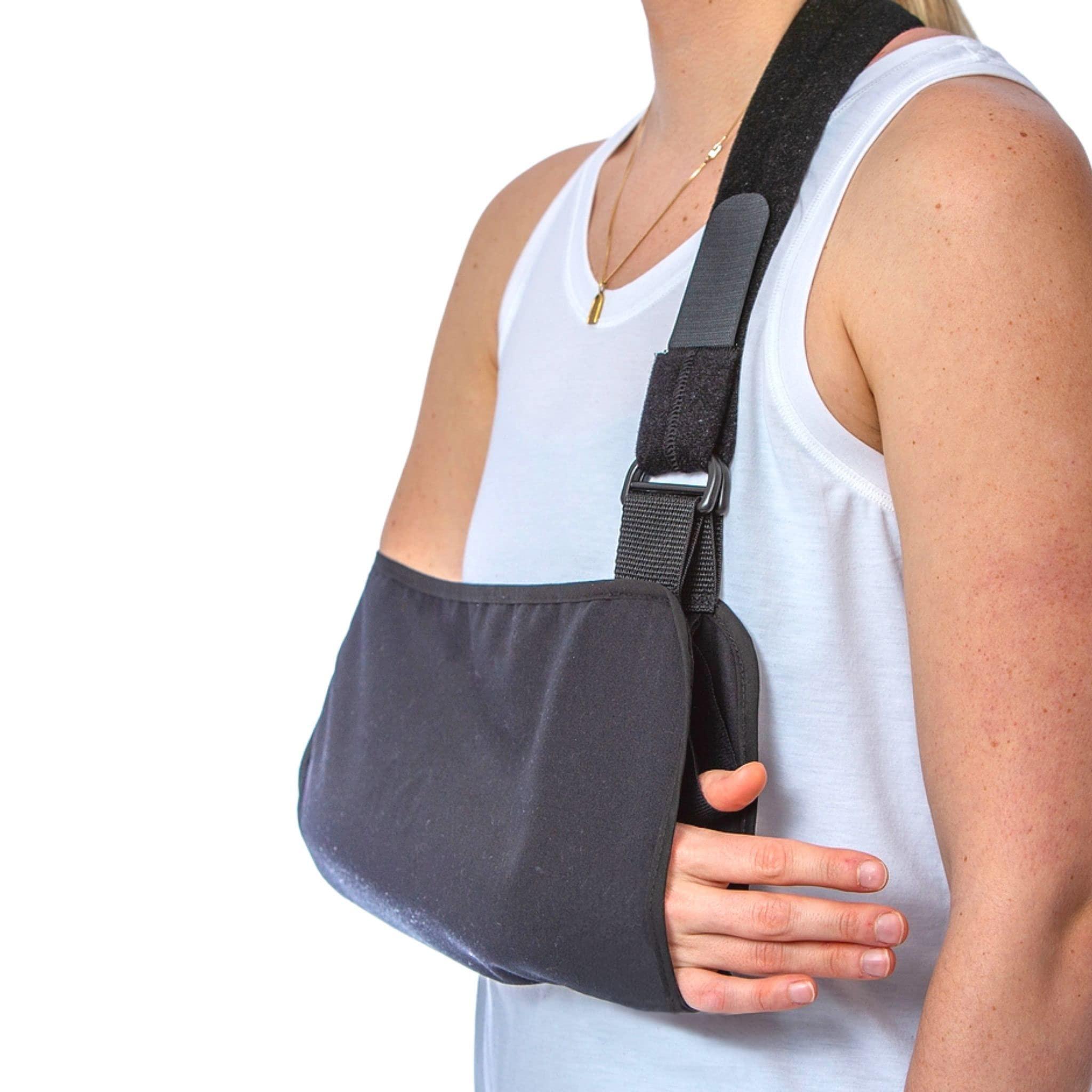 Ezy Wrap Ezy Wrap Accommodator Arm Sling Medium, Comfortable Self-adjusting Shoulder Orthosis, Shoulder and Arm Immobilization Solution