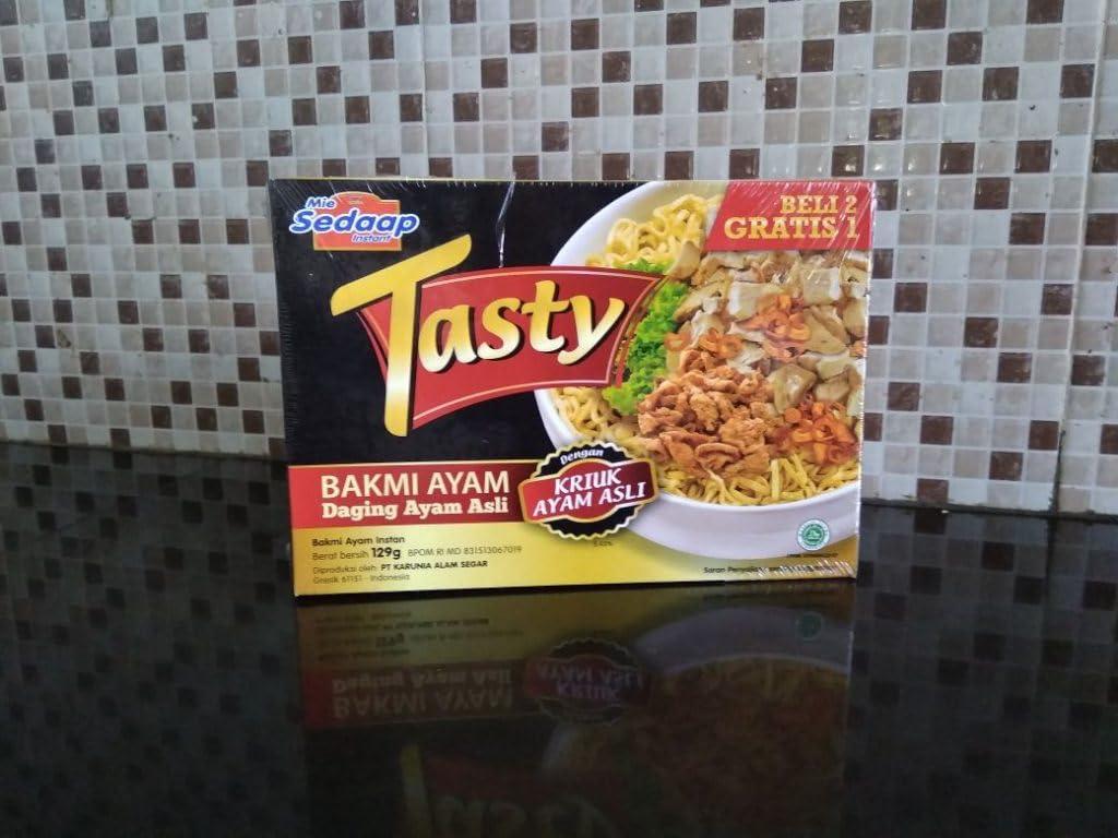 Mie Sedaap Mie Sedaap Tasty Mie Instan Chicken Noodle Bakmi Ayam, 129 gr (Pack of 3)
