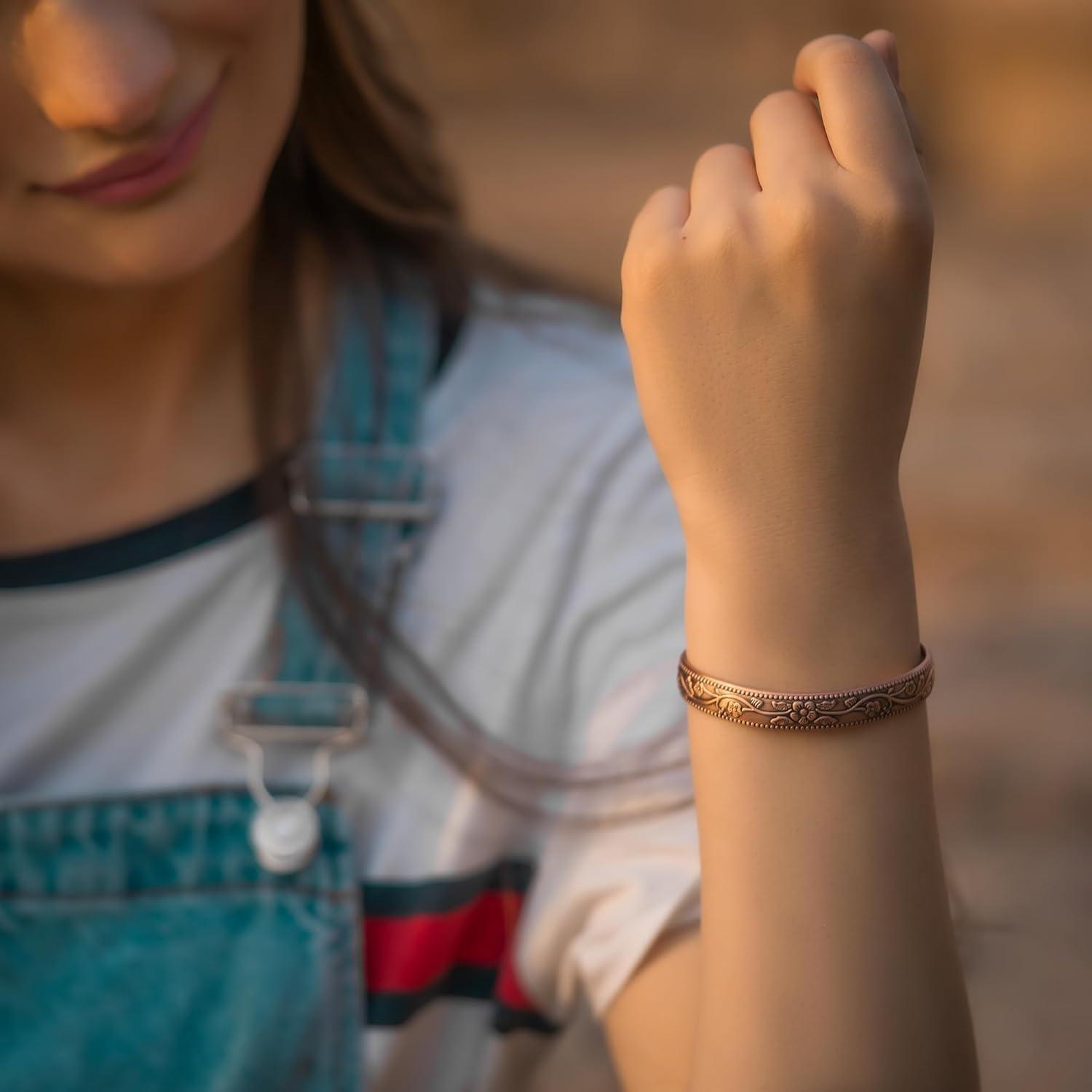 MagnetRX MagnetRX Women\'s Copper Bracelet Effective 99.9% Pure Copper Magnetic Bracelets for Women Adjustable Womens Copper Cuff Bracelet Bangle (Floral Style)