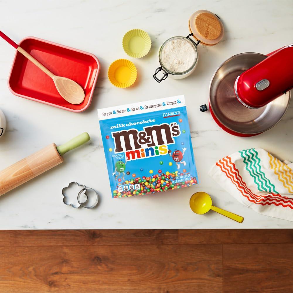 M&M'S M&M'S Minis Milk Chocolate Candy, Family Size, 16.9 oz Resealable Bulk Candy Bag