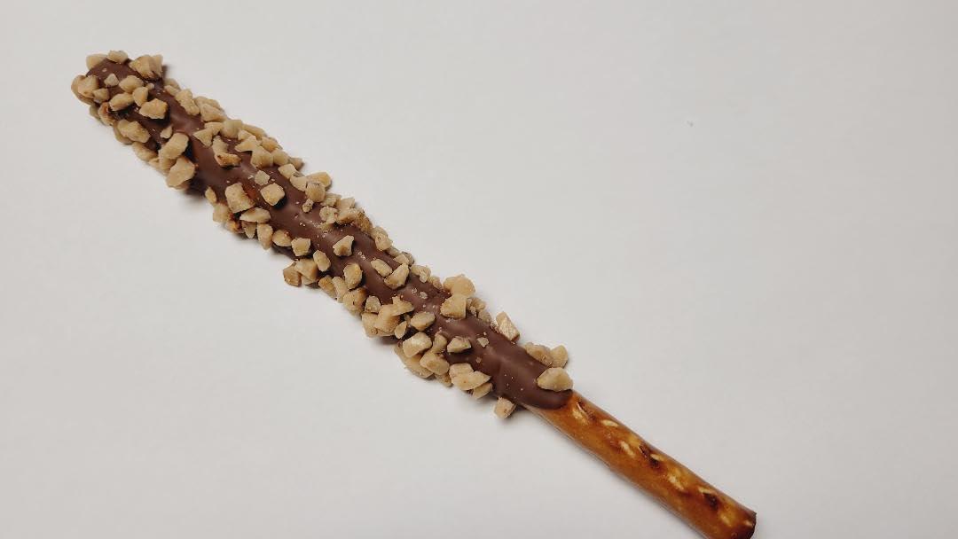 Generic Chocolate Pretzel Rods Assorted 20 Pack With Toppings