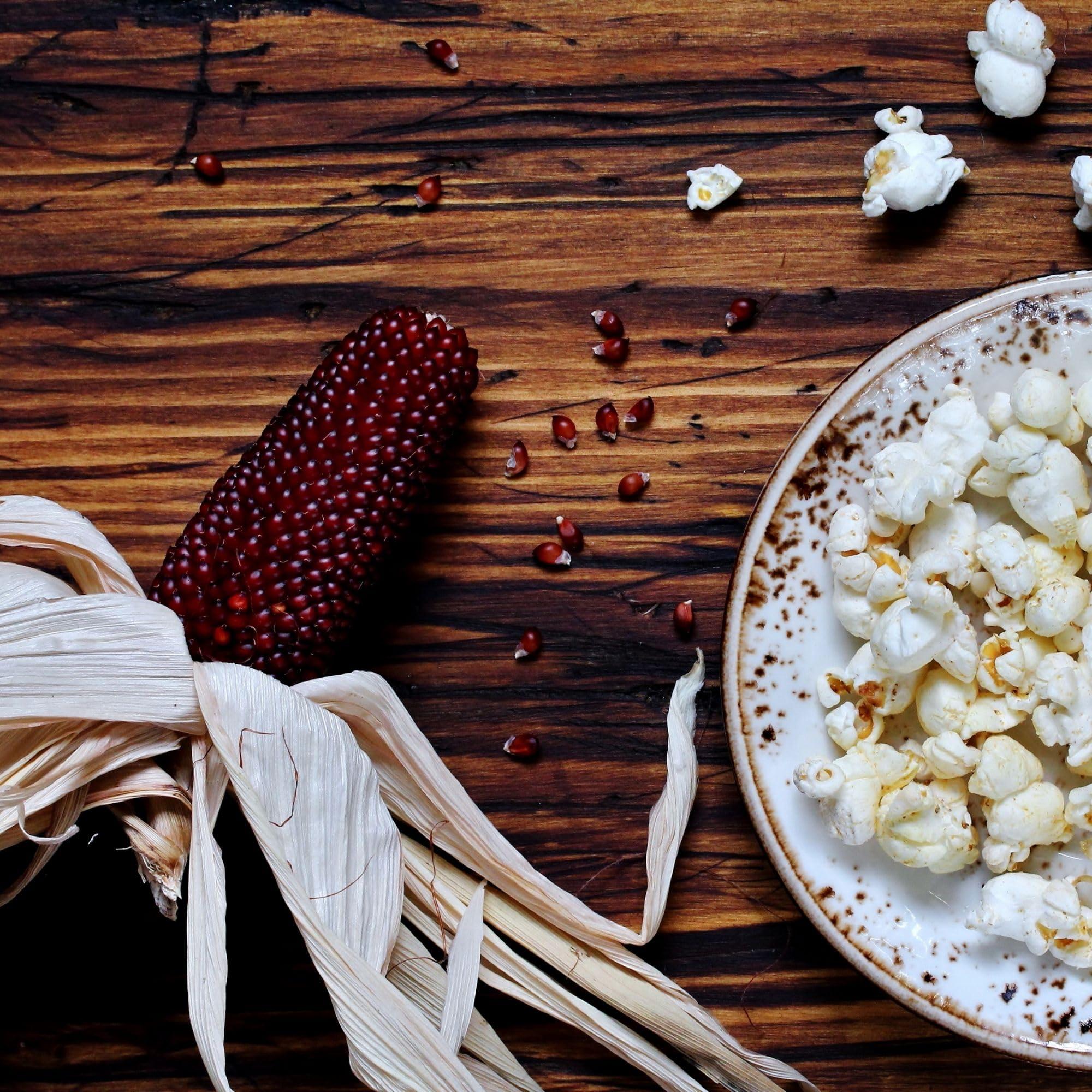 DELL COVE SPICES & MORE Ruby Red Popcorn Kernels - Best Gourmet Popcorn for Home Movie Nights & Popcorn Machines - Dell Cove Spices, One Pound