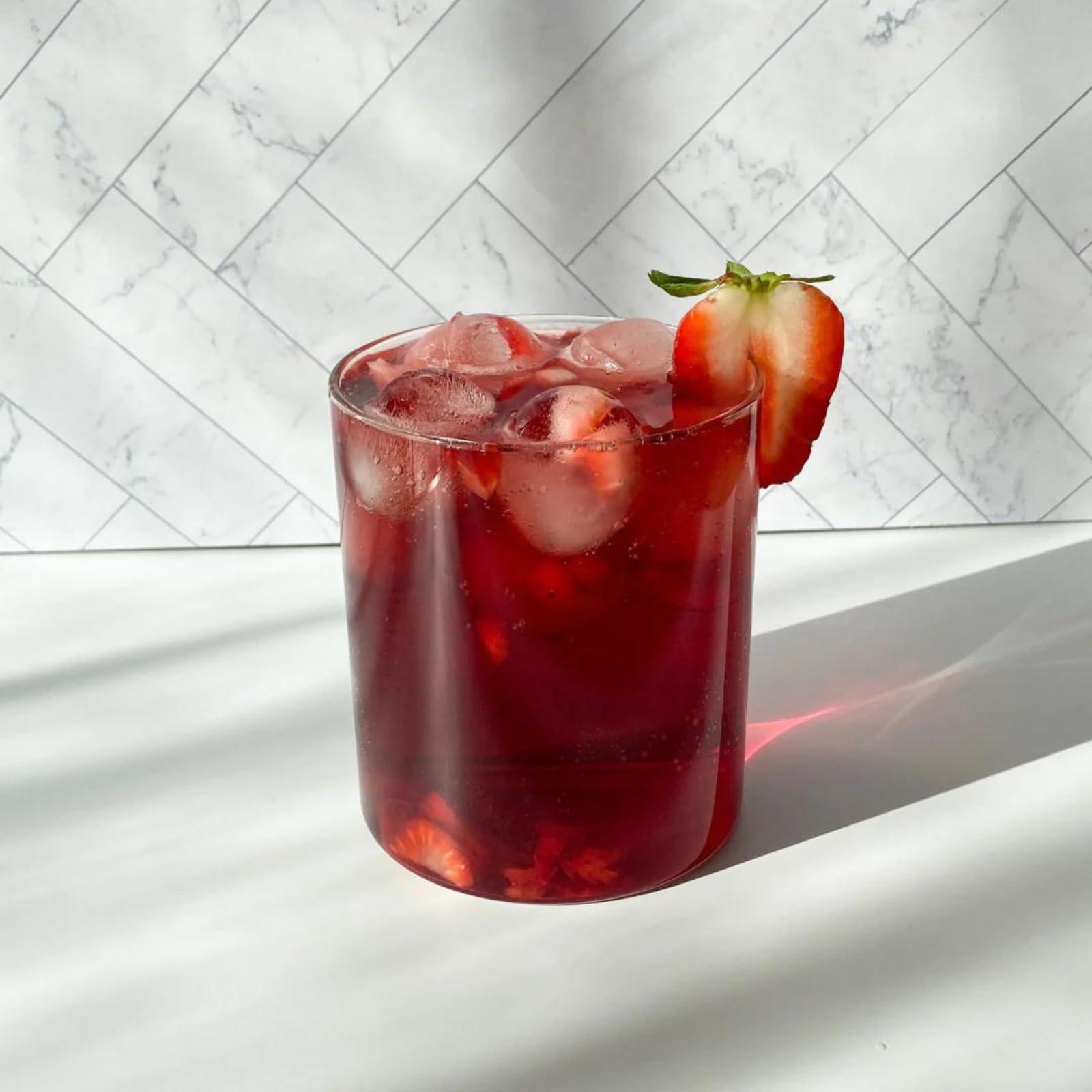 Tease Tease Tea Organic Tea Gift Set | 15 Piece Botanical Pyramid Tea Bag Infuser Sachets Luxury Wellness Tea Lovers Kit Loose Leaf Blend with Elderberry, Currant, Hibiscus Caffeine Free 37g (Berry Booster)