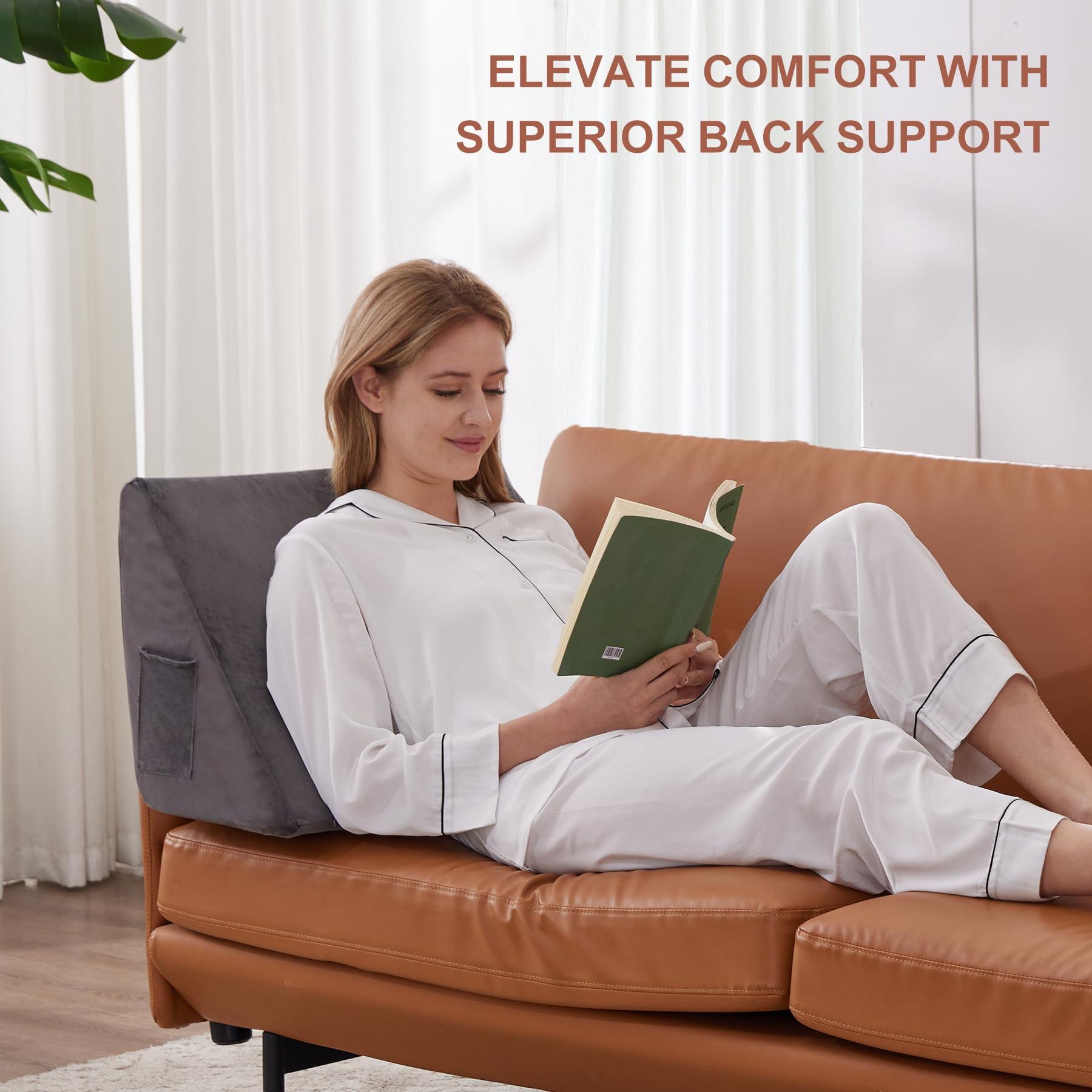 Bedluxe Knee Wedge Pillow, Memory Foam Leg Pillow Bed Wedge for Sleeping, Wedge Pillow for Legs Post Surgery, Triangle Pillow Wedge for Knee Support, Leg Elevation, Knee Hip Back Pain Relief, Short Plush