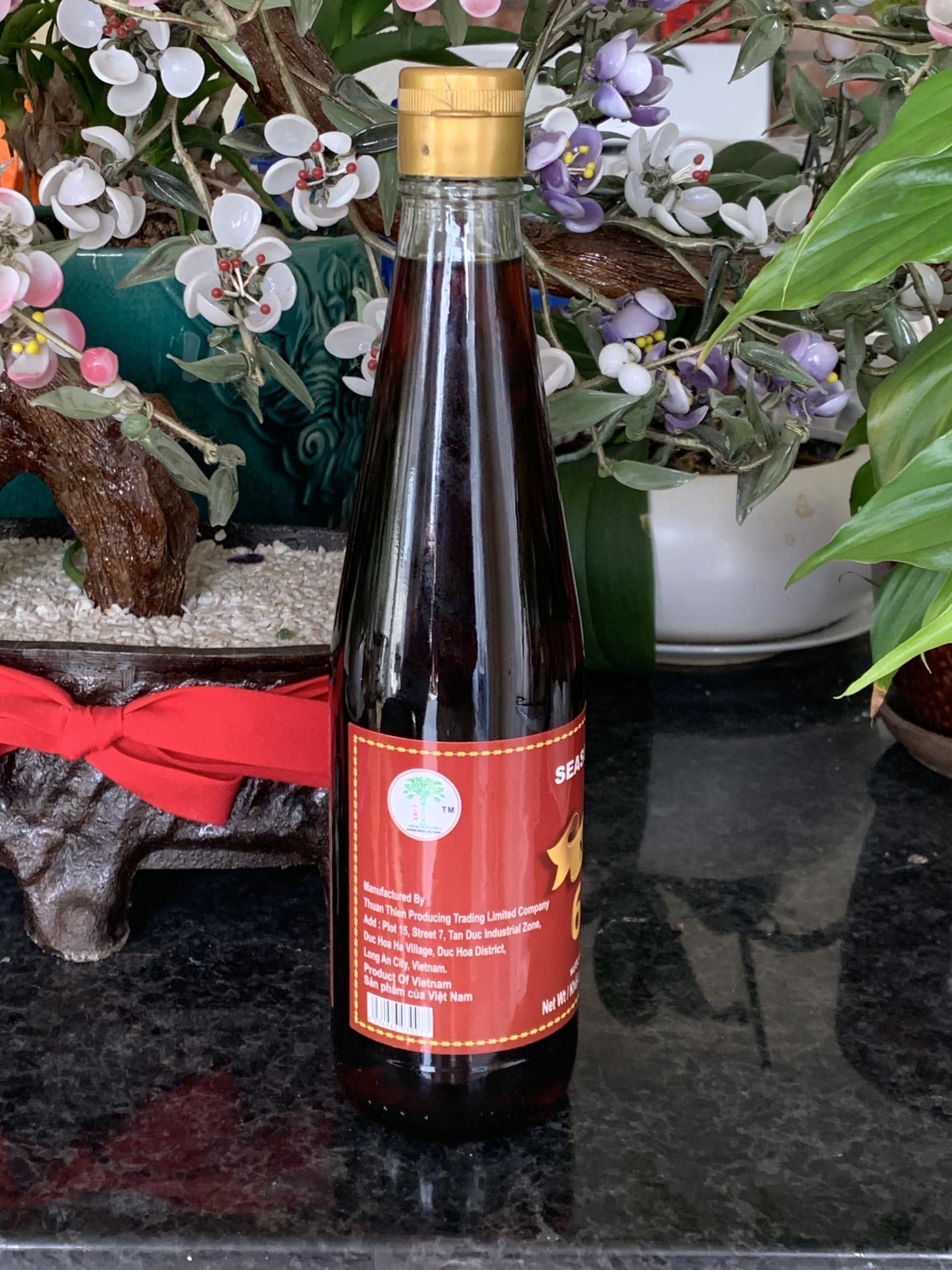 Fish and Soy Sauce 1 Pack - 60N Phu Quoc Premium Fish Sauce - Nuoc Mam Phu Quoc Dam Dac 60 Do Dam - 17 Oz