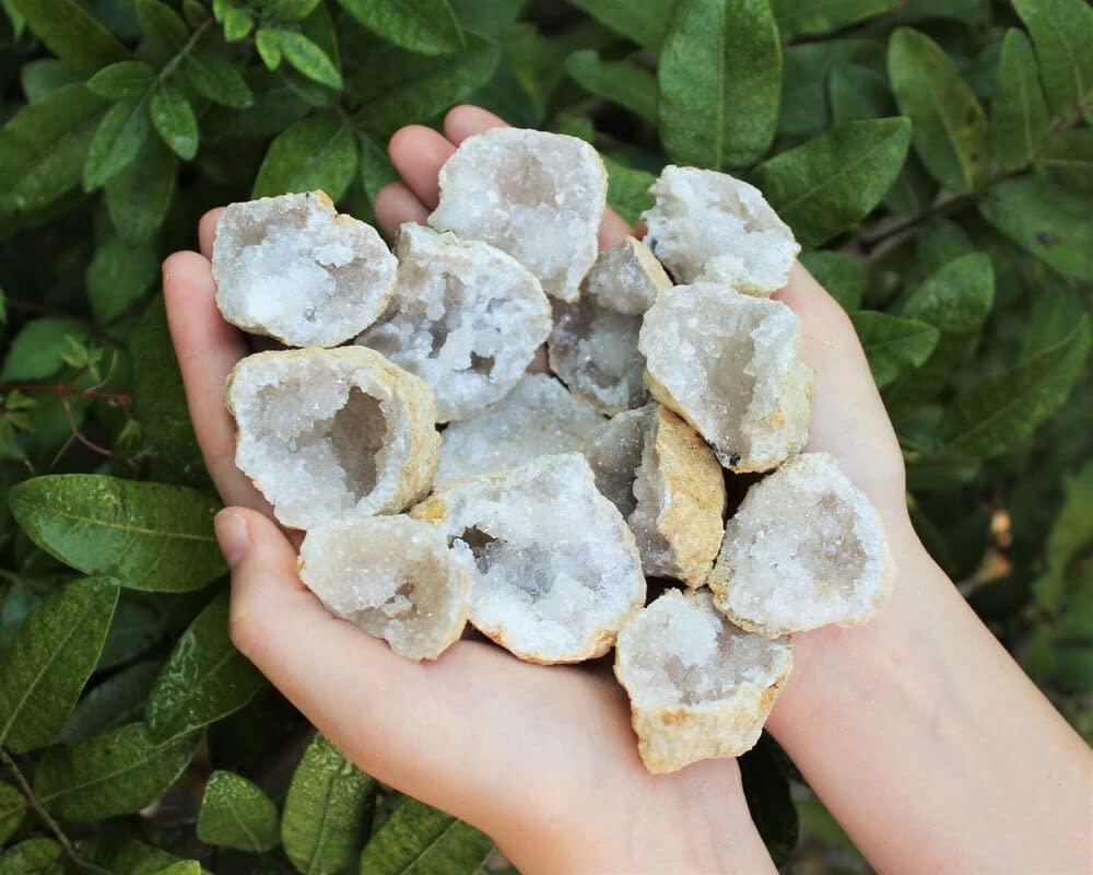 Generic [Waller PAA] Break Your Own Geodes Gift Box (6-8 pcs) Large Unopened Moroccan Crystals